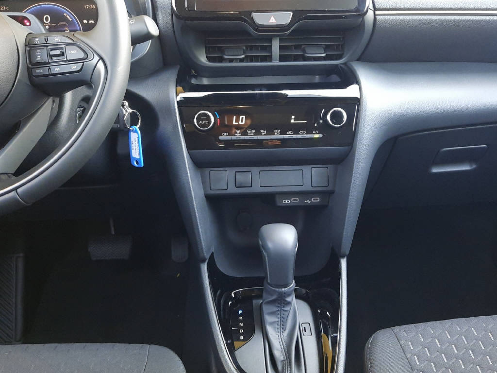 TOYOTA Yaris Cross 1.5 VVT-i HSD Comfort-image-12
