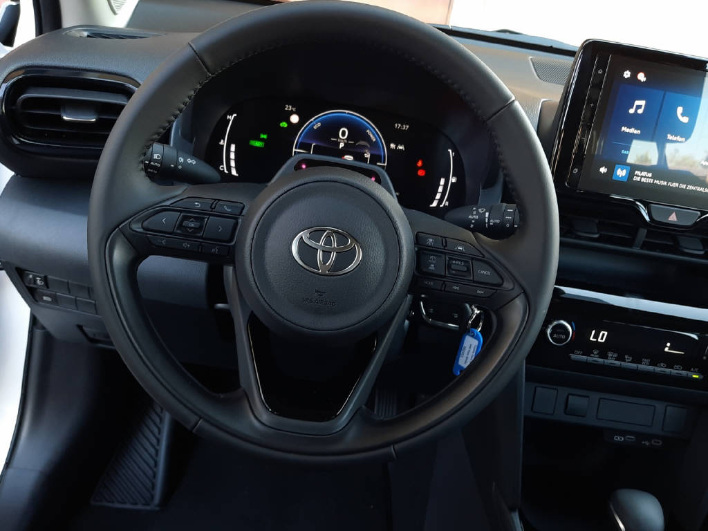 TOYOTA Yaris Cross 1.5 VVT-i HSD Comfort-image-10