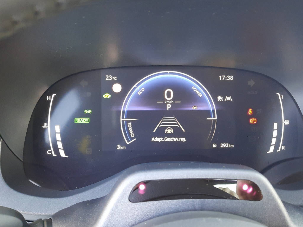 TOYOTA Yaris Cross 1.5 VVT-i HSD Comfort-image-11