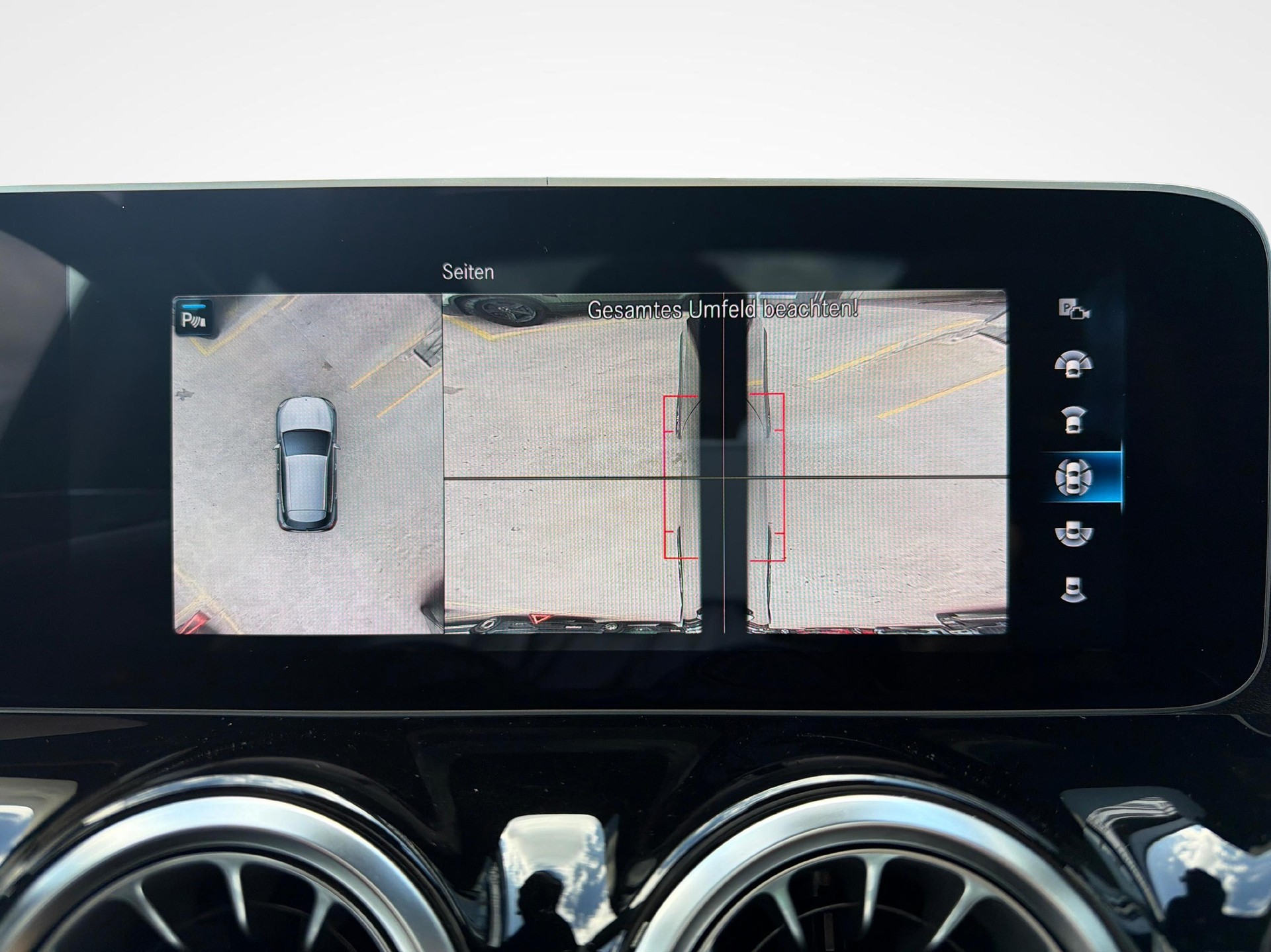 MERCEDES-BENZ GLA 250 Progressive 4matic-image-15