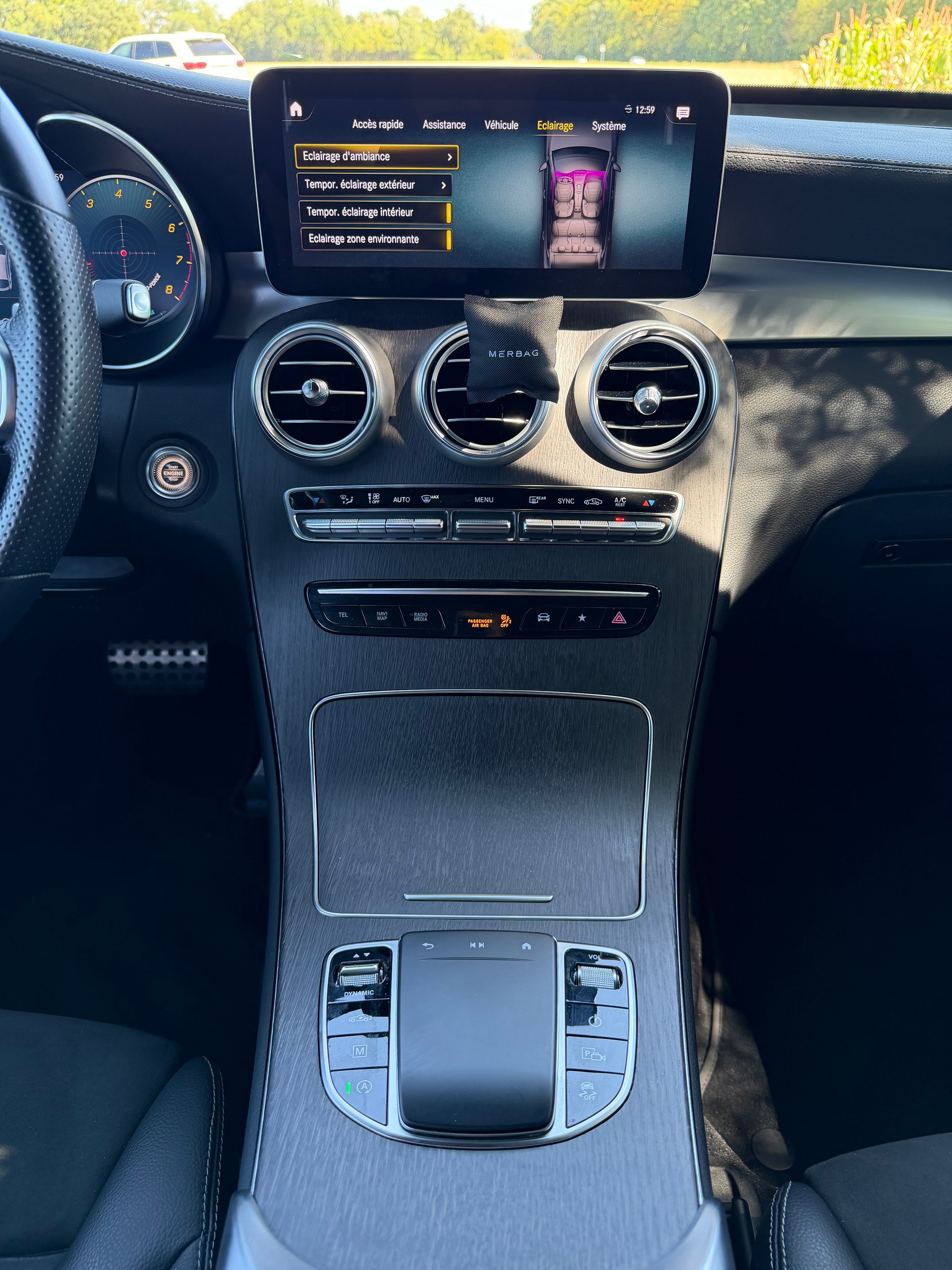 MERCEDES-BENZ GLC Coupé 200 AMG Line Plus 4Matic 9G-Tronic-image-14