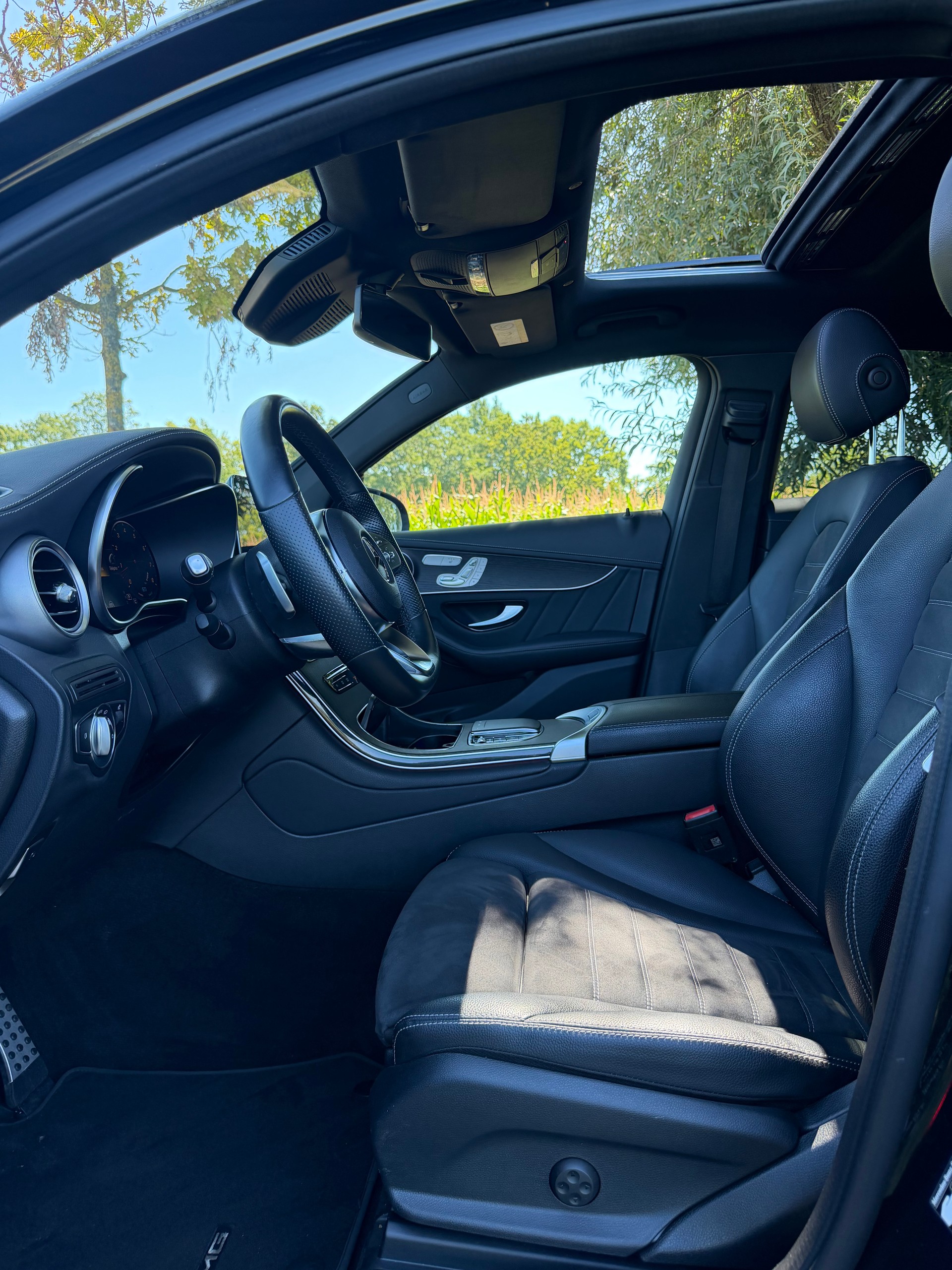 MERCEDES-BENZ GLC Coupé 200 AMG Line Plus 4Matic 9G-Tronic-image-7