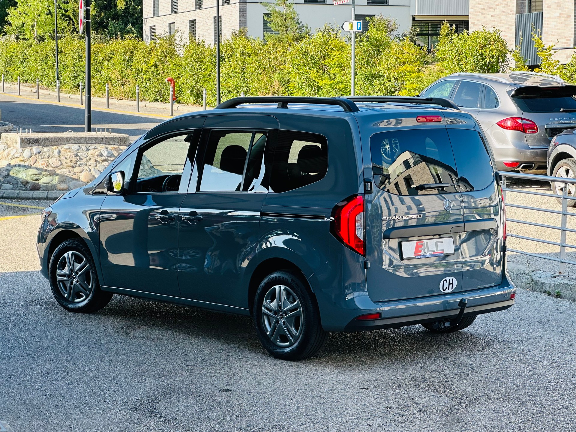 MERCEDES-BENZ Citan 113 Pro tourer L 5 places-image-11