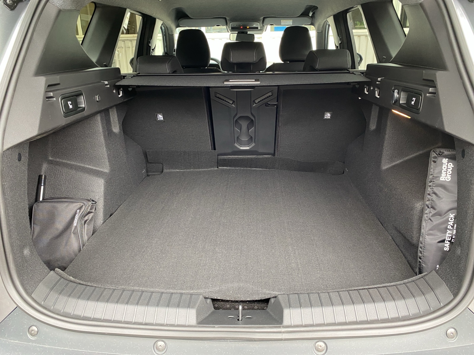 DACIA Bigster 1.2 Hybrid Journey 4WD Demo-image-11