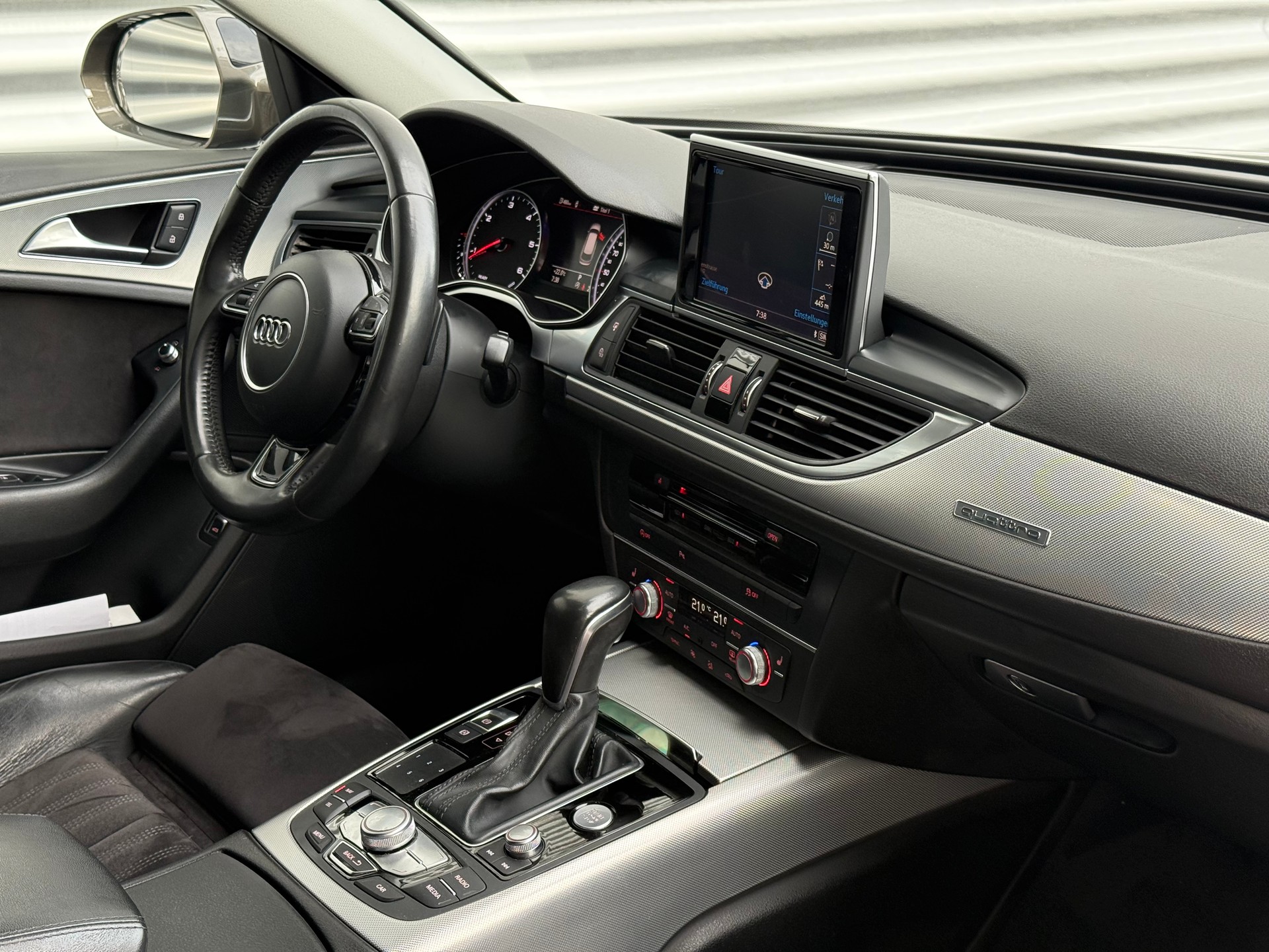 AUDI A6 Avant 3.0 BiTDI V6 quattro tiptronic-image-9
