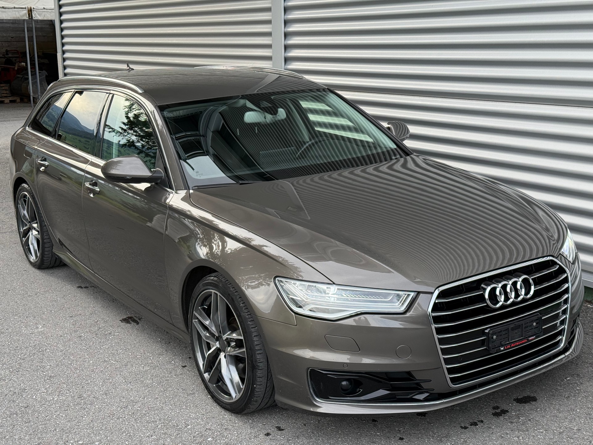 AUDI A6 Avant 3.0 BiTDI V6 quattro tiptronic-image-4
