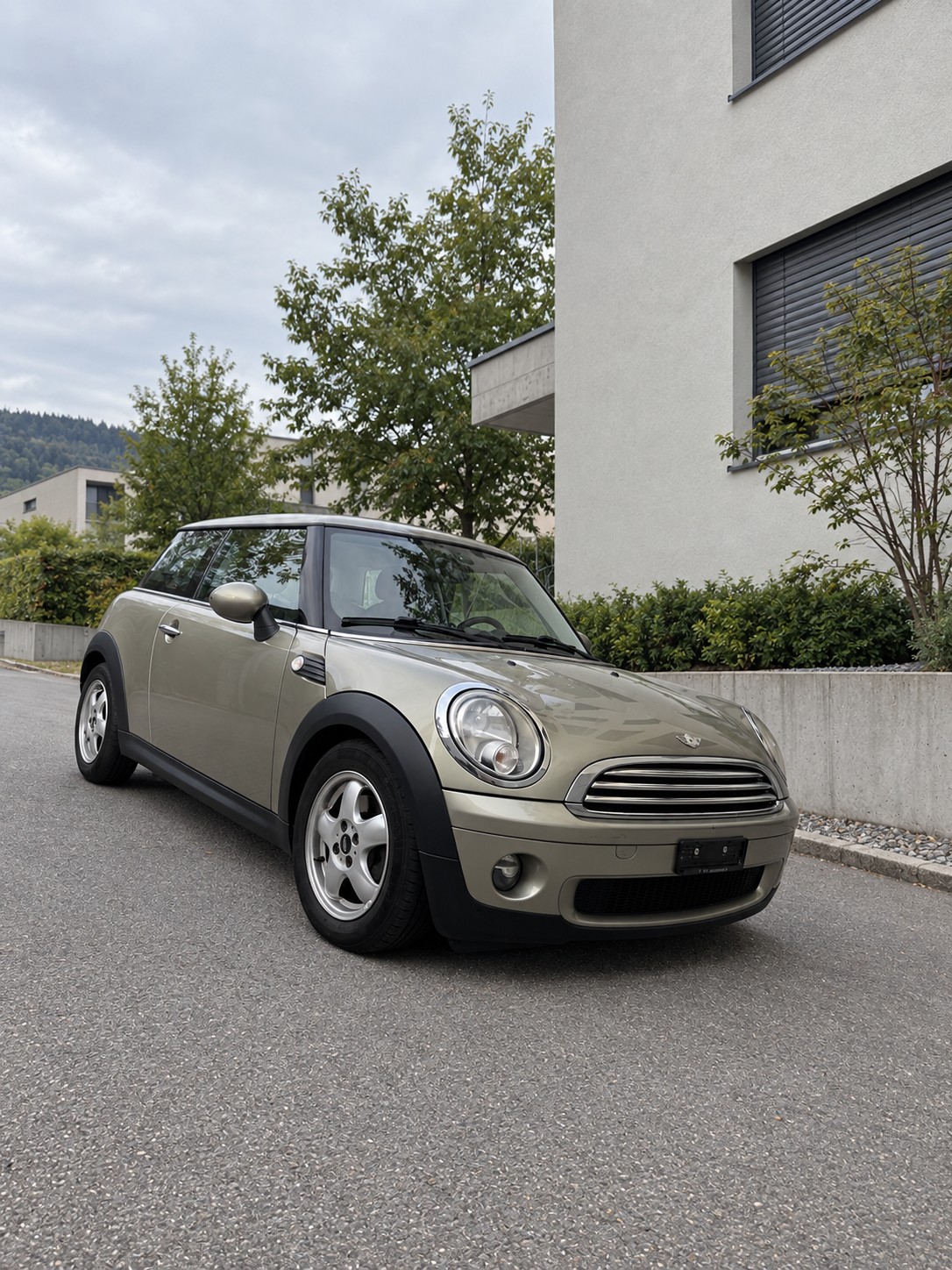 MINI Cooper 1.6 aus 1. Hand | ab MFK & Service | Klima | PDC | 8-Fach-image-0