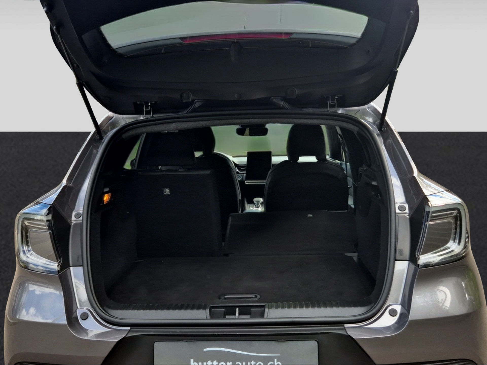 RENAULT Captur-image-10