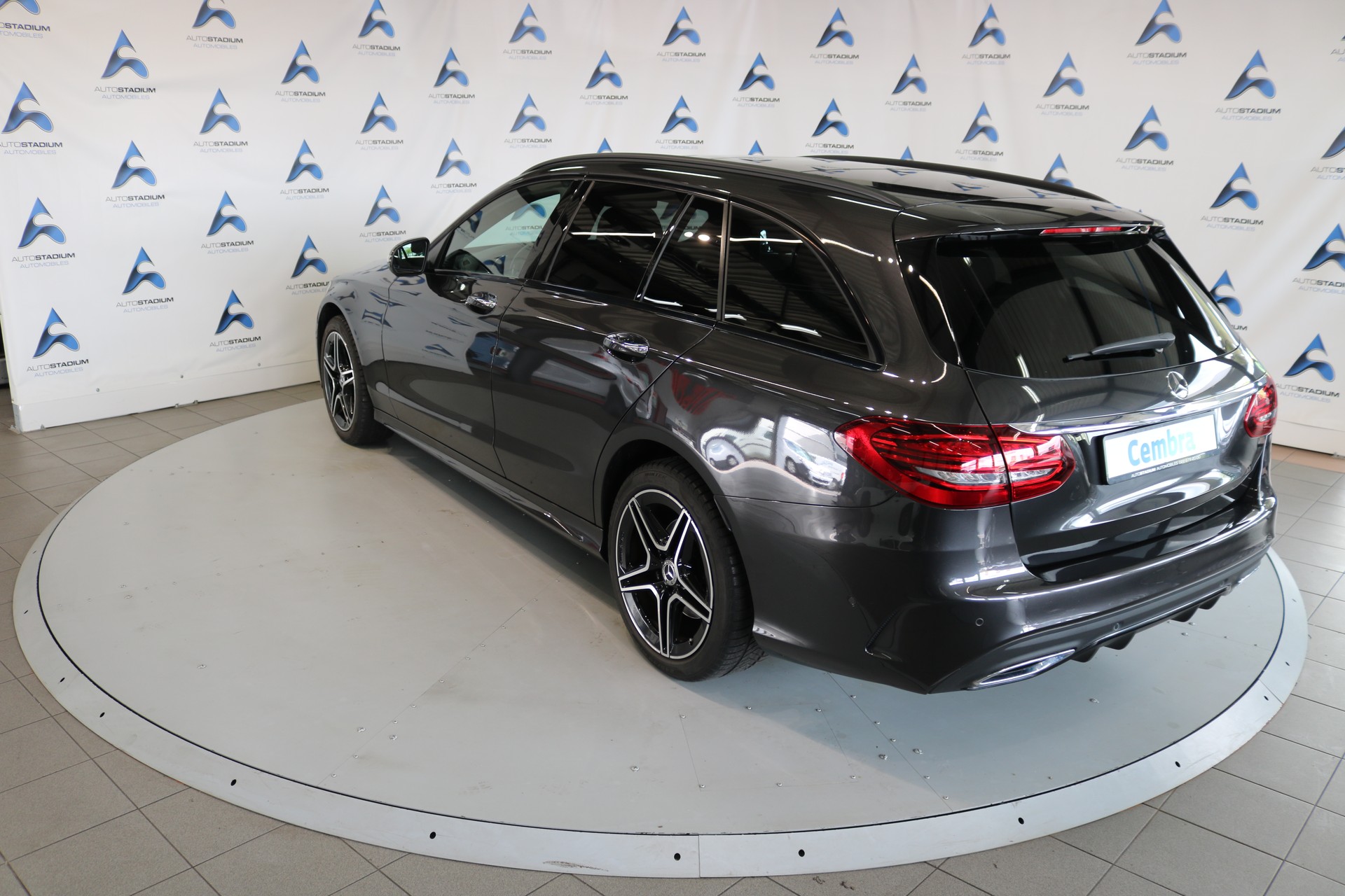 MERCEDES-BENZ C 300 d AMG Line 4Matic 9G-Tronic-image-13