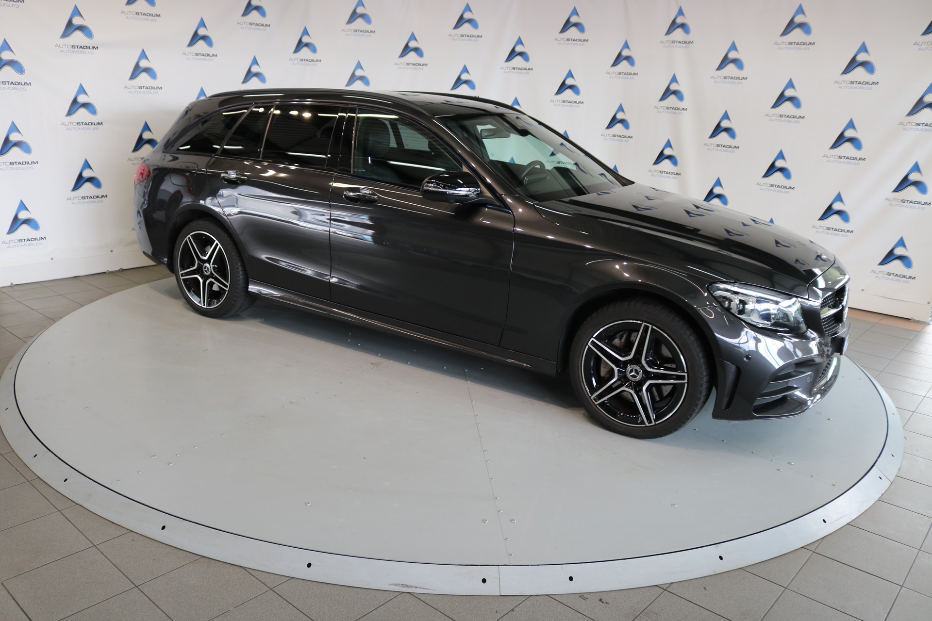 MERCEDES-BENZ C 300 d AMG Line 4Matic 9G-Tronic-image-25