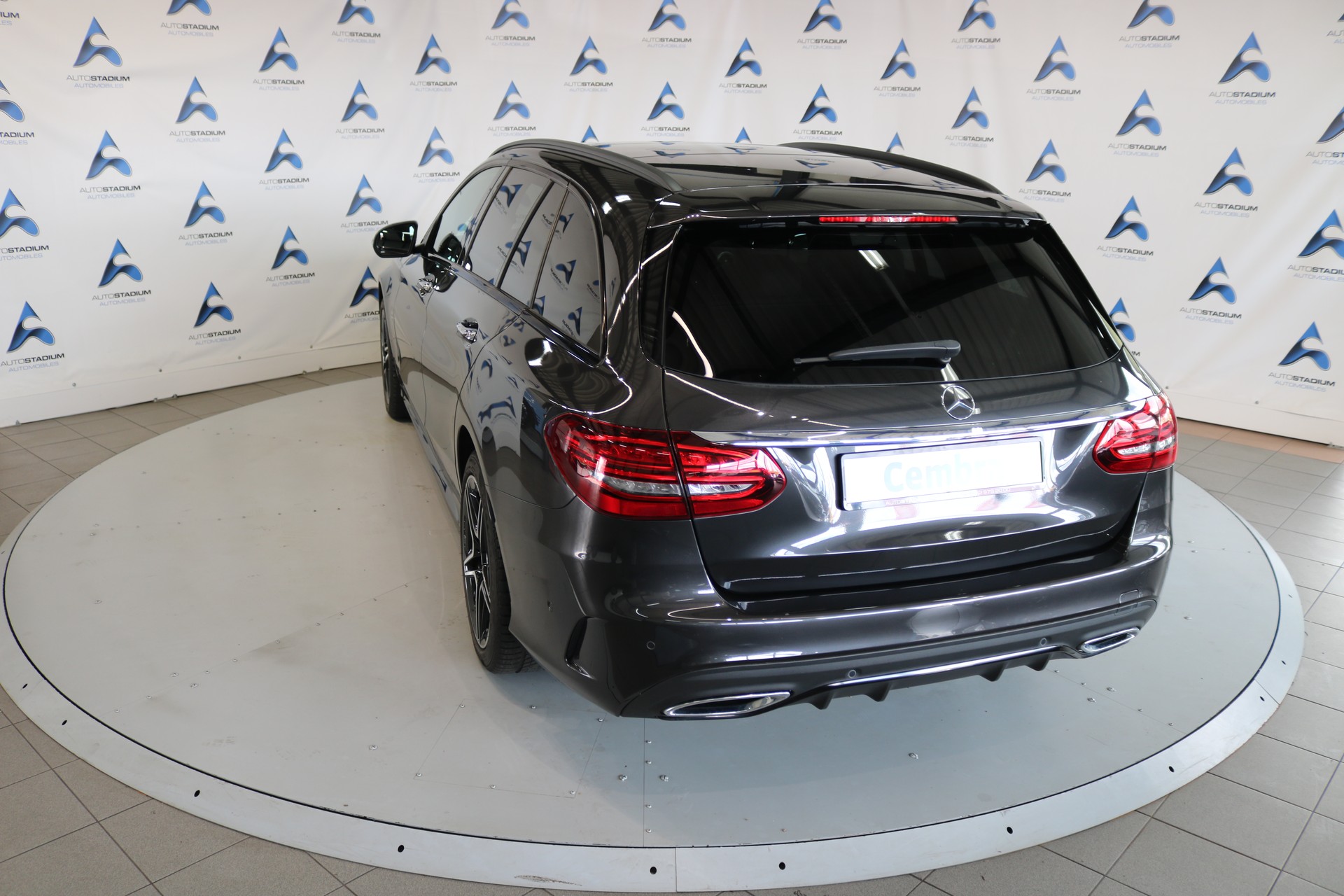 MERCEDES-BENZ C 300 d AMG Line 4Matic 9G-Tronic-image-14