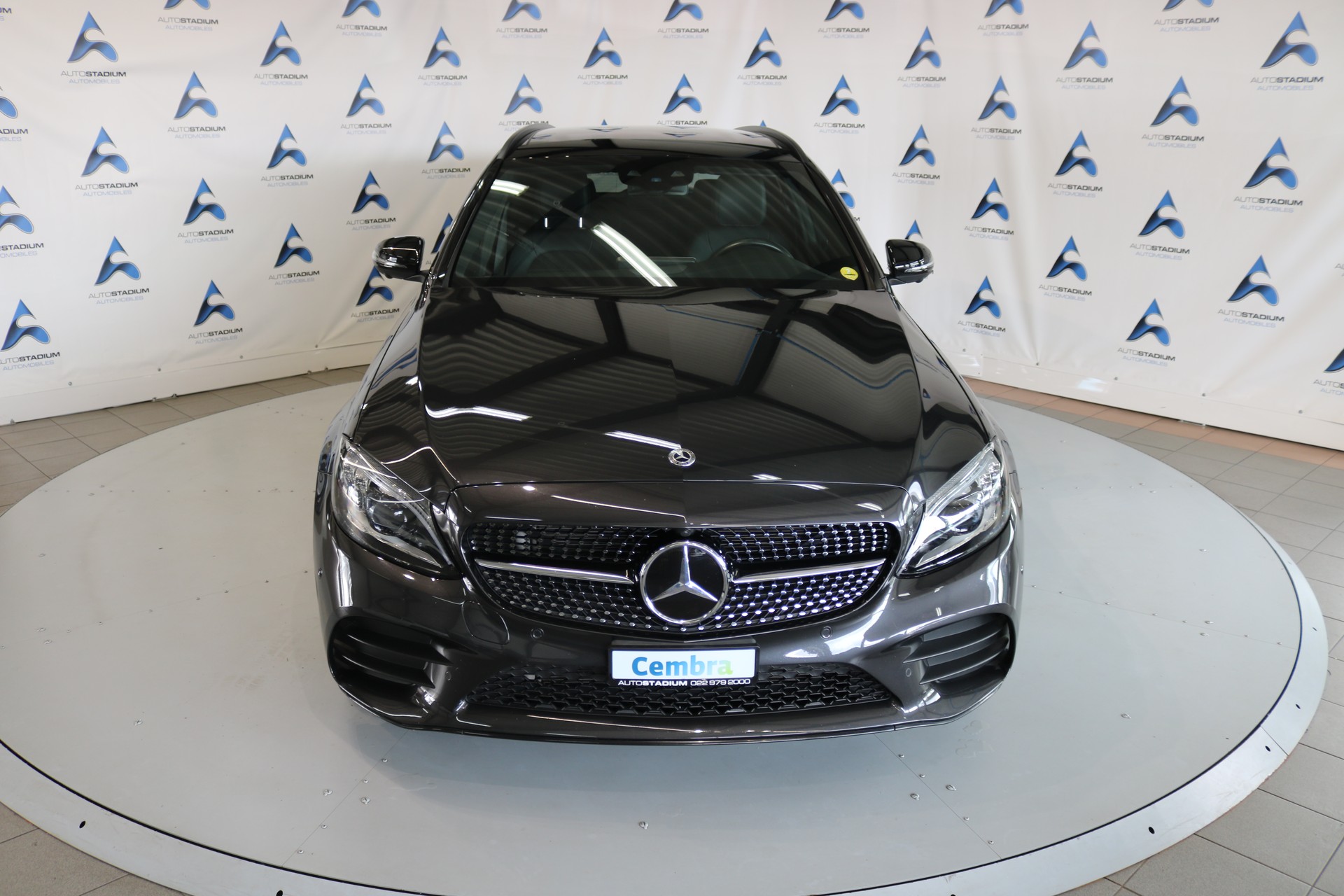 MERCEDES-BENZ C 300 d AMG Line 4Matic 9G-Tronic-showroom-element-2