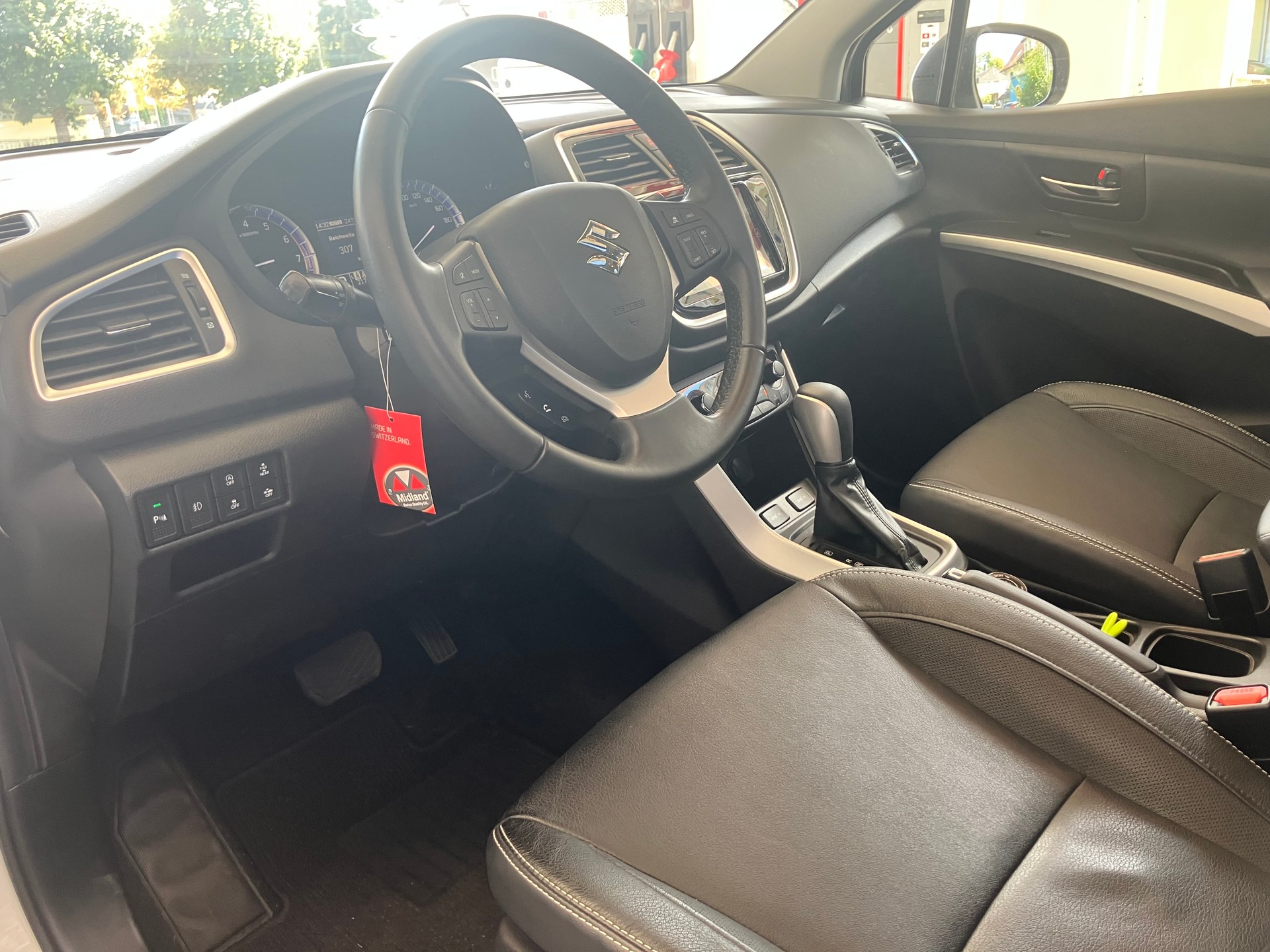 SUZUKI SX4 S-Cross 1.4 16V Compact+ Hybrid 4WD Automatic-image-1