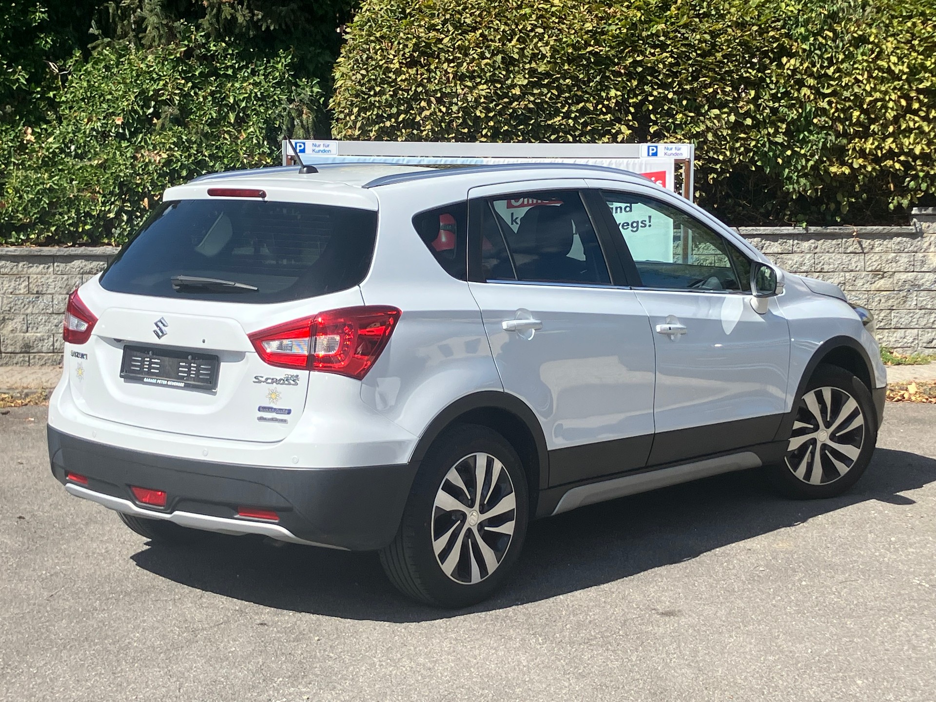 SUZUKI SX4 S-Cross 1.4 16V Compact+ Hybrid 4WD Automatic-image-2