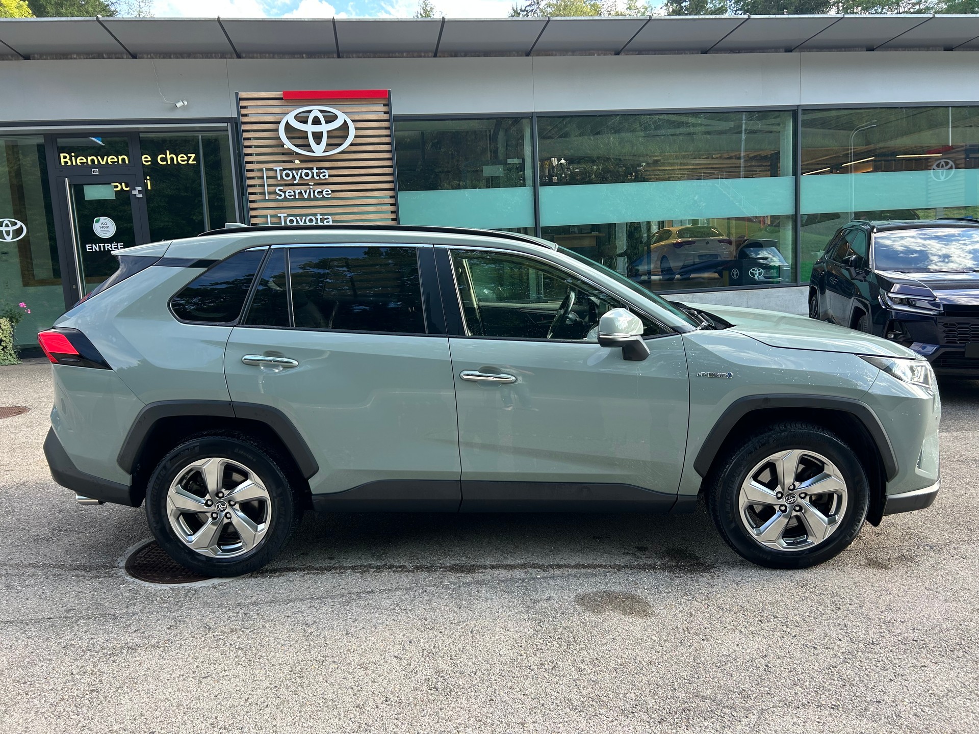 TOYOTA RAV-4 2.5 HSD Premium e-CVT 4WD-image-0