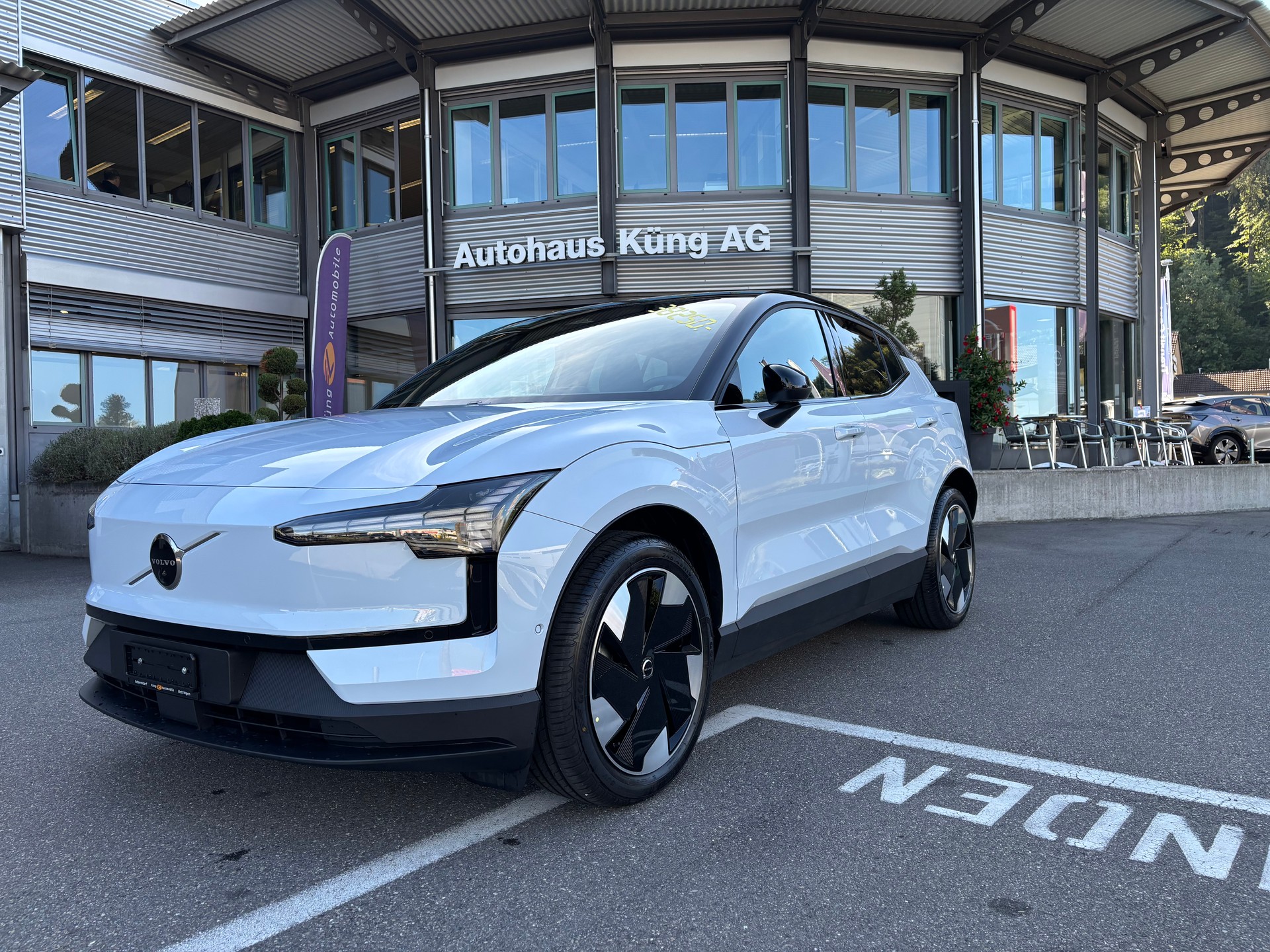 VOLVO EX30 E60 69kWh Twin Ultra