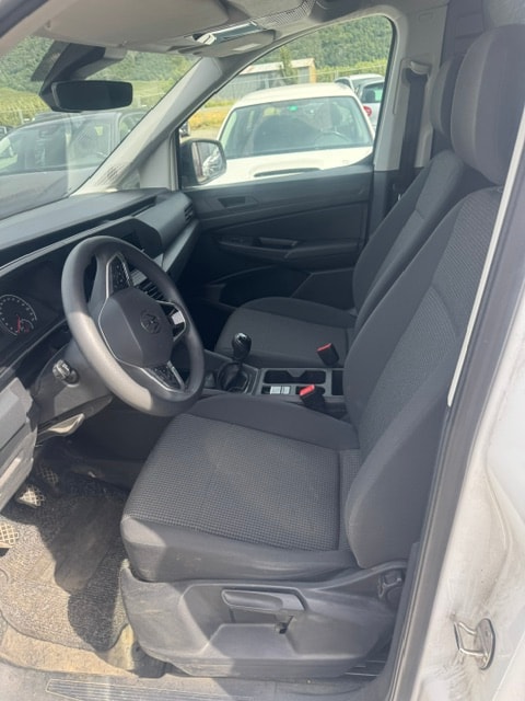 VW Caddy Cargo 2.0TDI Entry-image-10