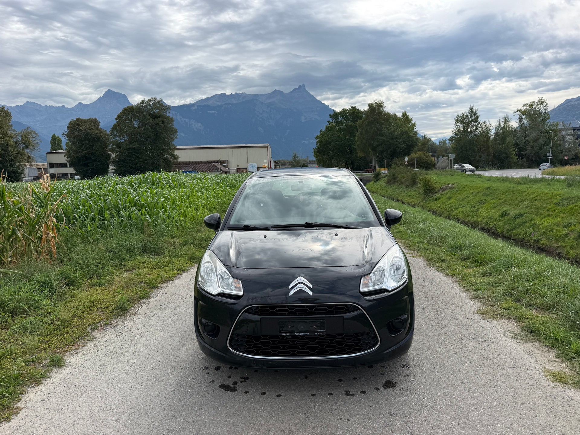 CITROEN C3 1.2i Exclusive ETG5-image-1