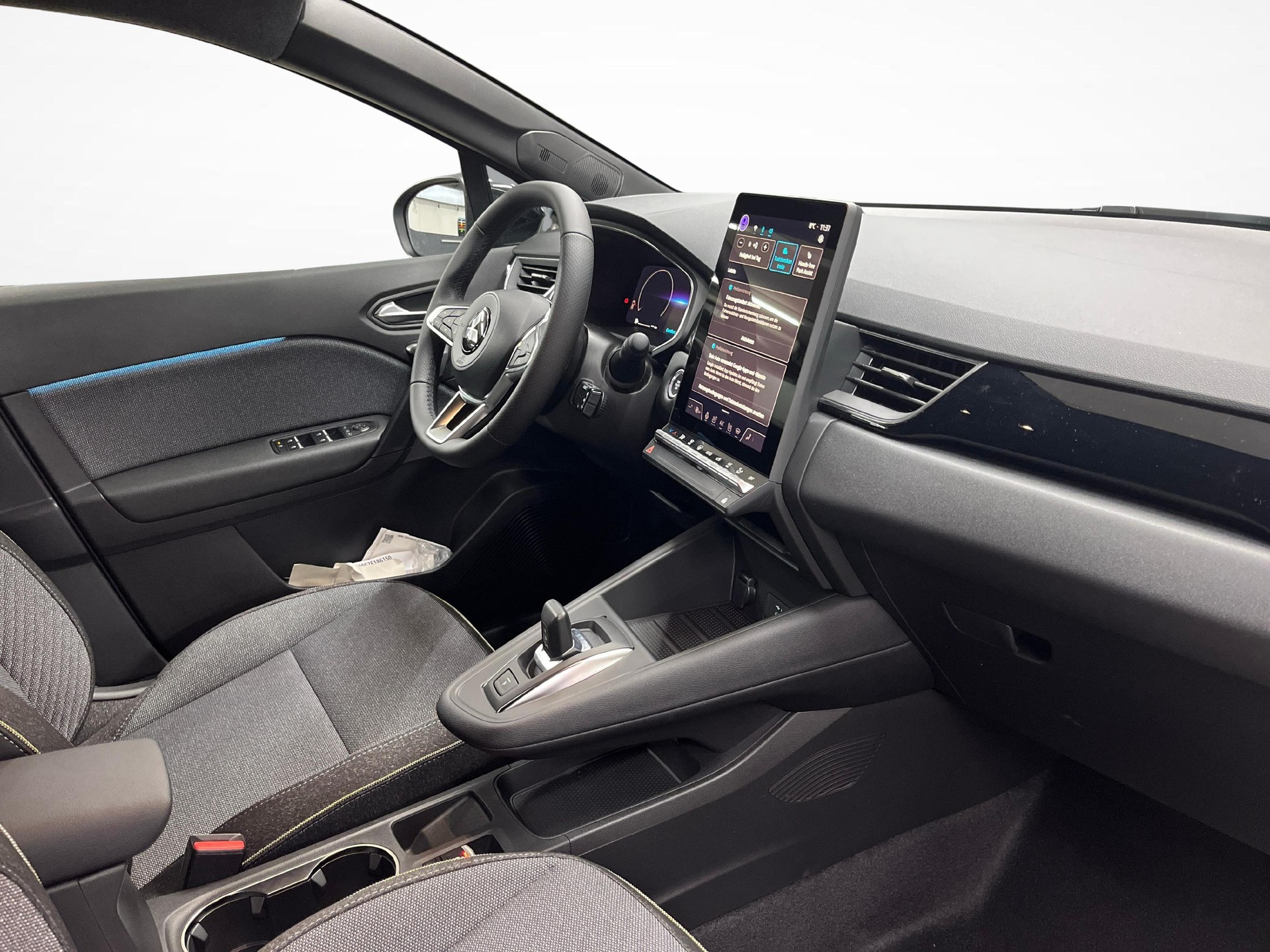 MITSUBISHI Grandis 1.8 HEV Intense-image-9