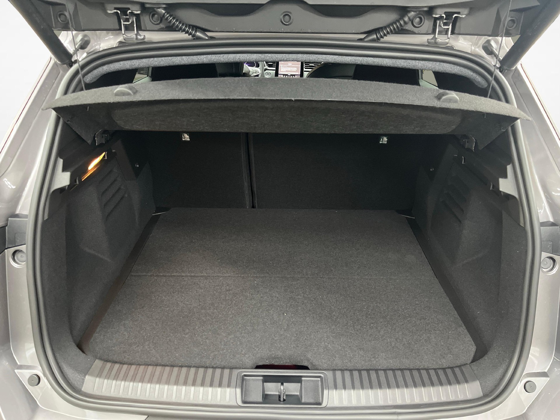 MITSUBISHI Grandis 1.8 HEV Intense-image-11