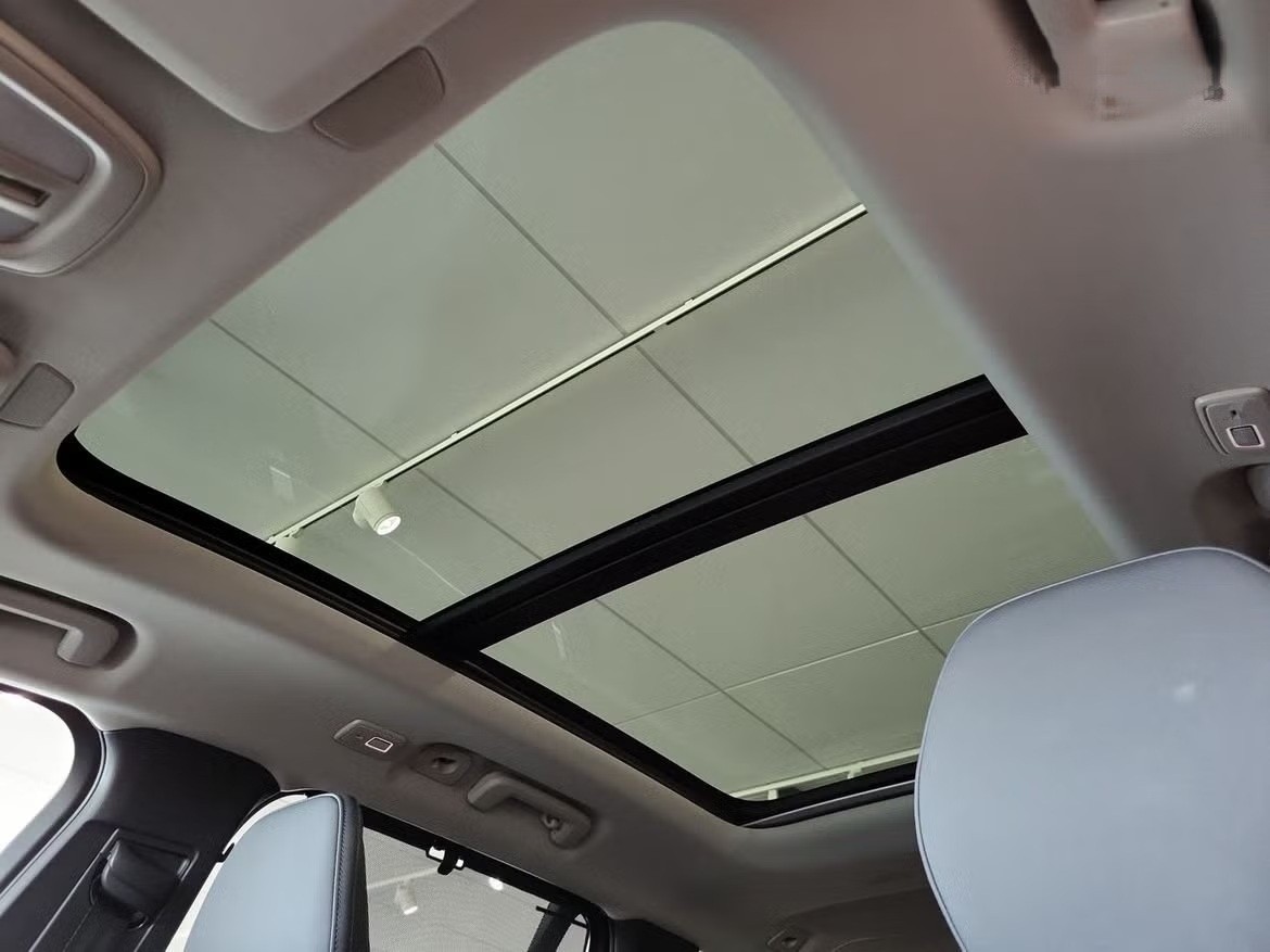 VOLVO XC90 T8 eAWD PluginHybrid Ultra Bright Geartronic-image-8