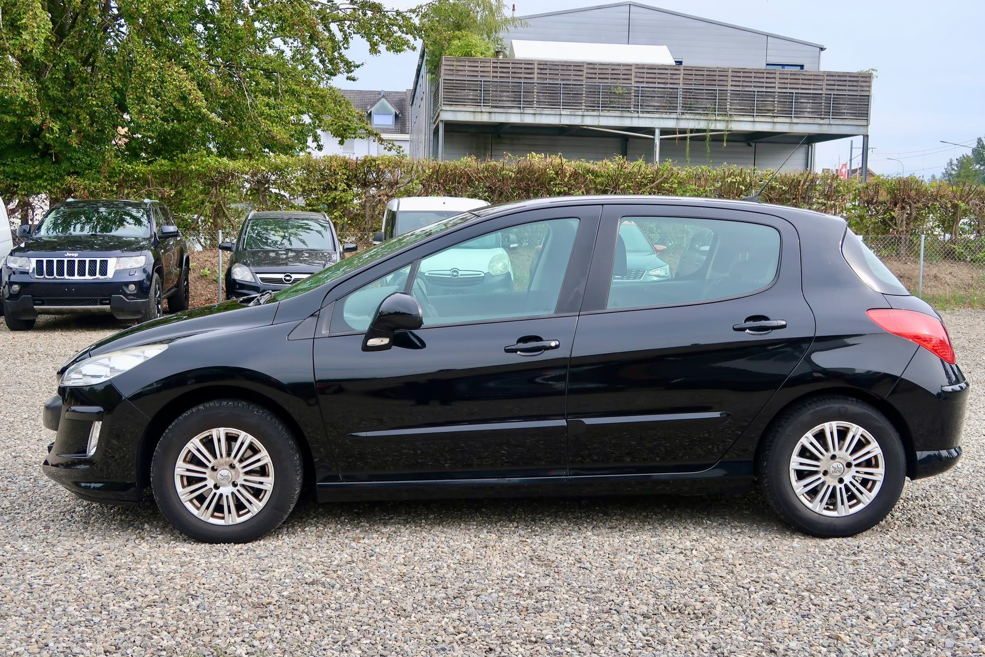 PEUGEOT 308 1.6 16V VTI Sport-image-3