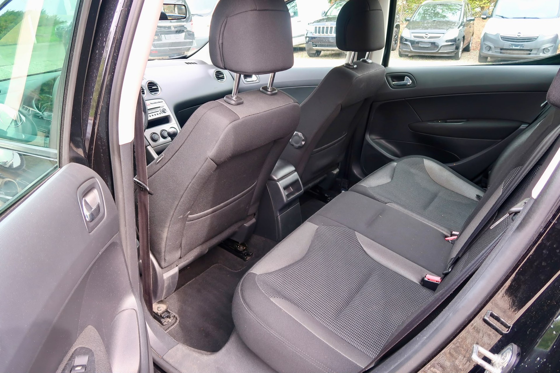 PEUGEOT 308 1.6 16V VTI Sport-image-7