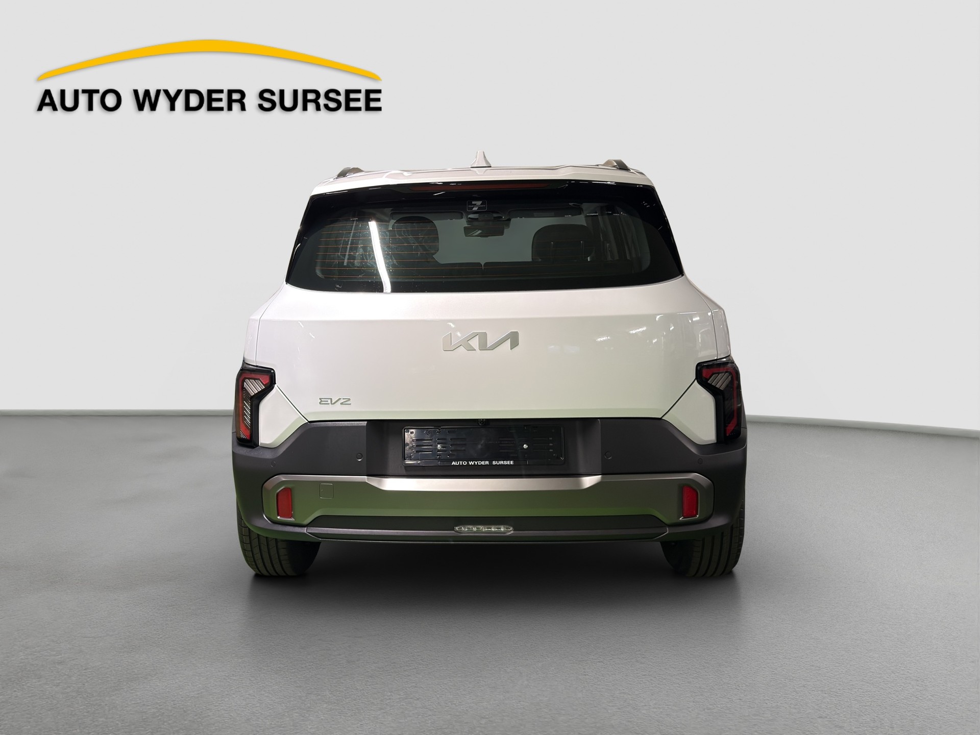 KIA EV2 61 kWh Air 4P-image-4