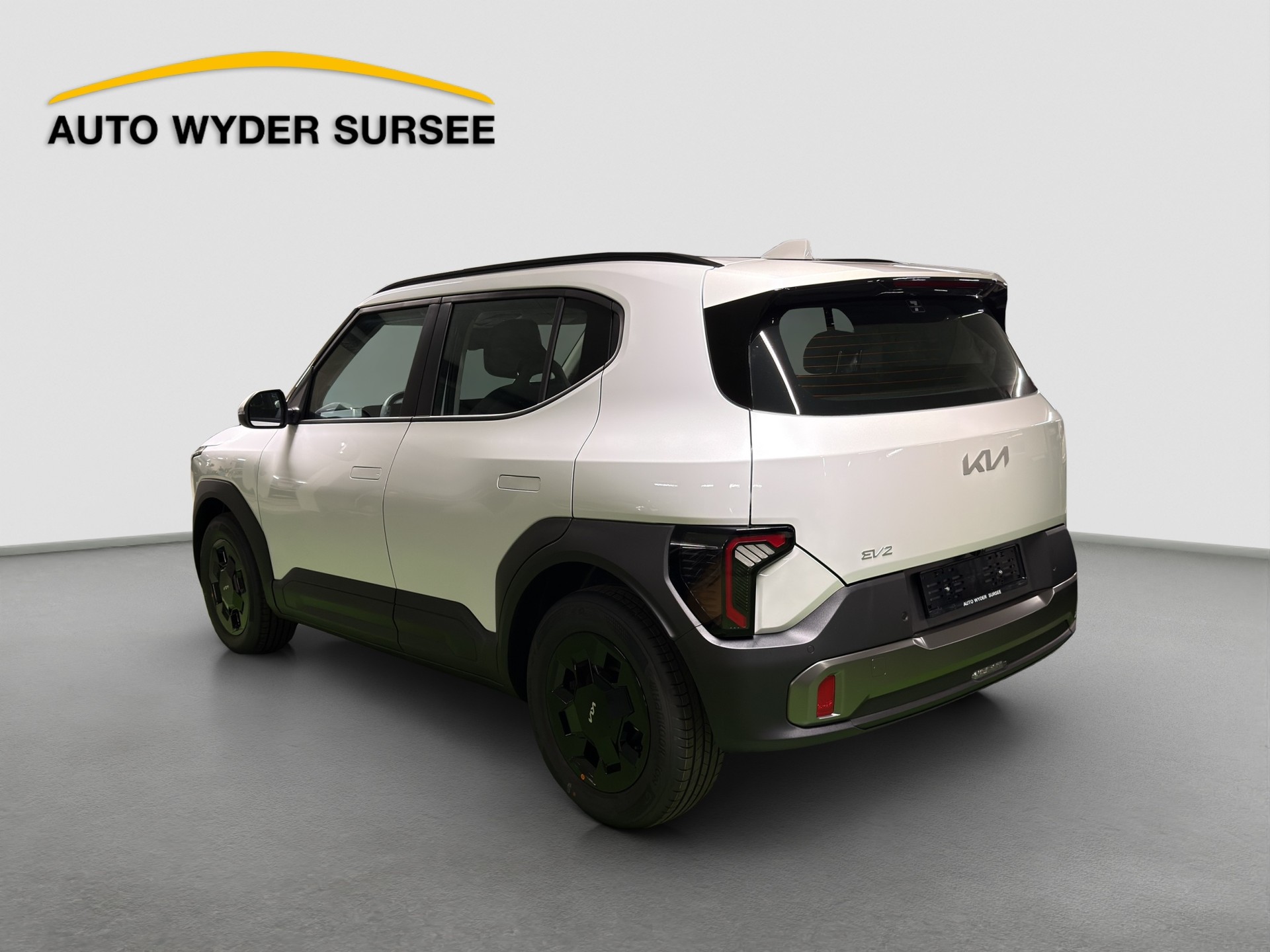 KIA EV2 61 kWh Air 4P-image-3