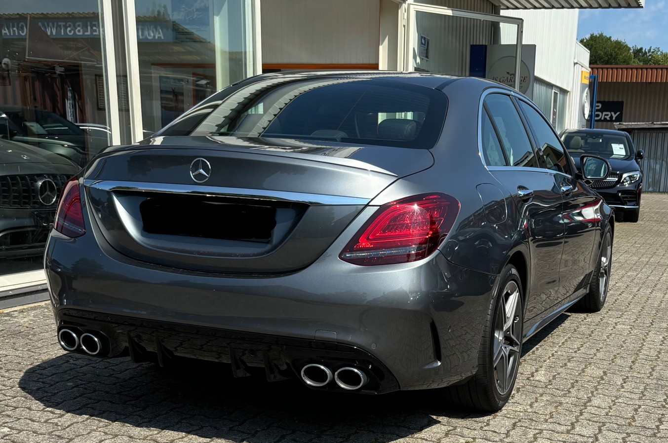 MERCEDES-BENZ C 43 AMG 4matic-image-2
