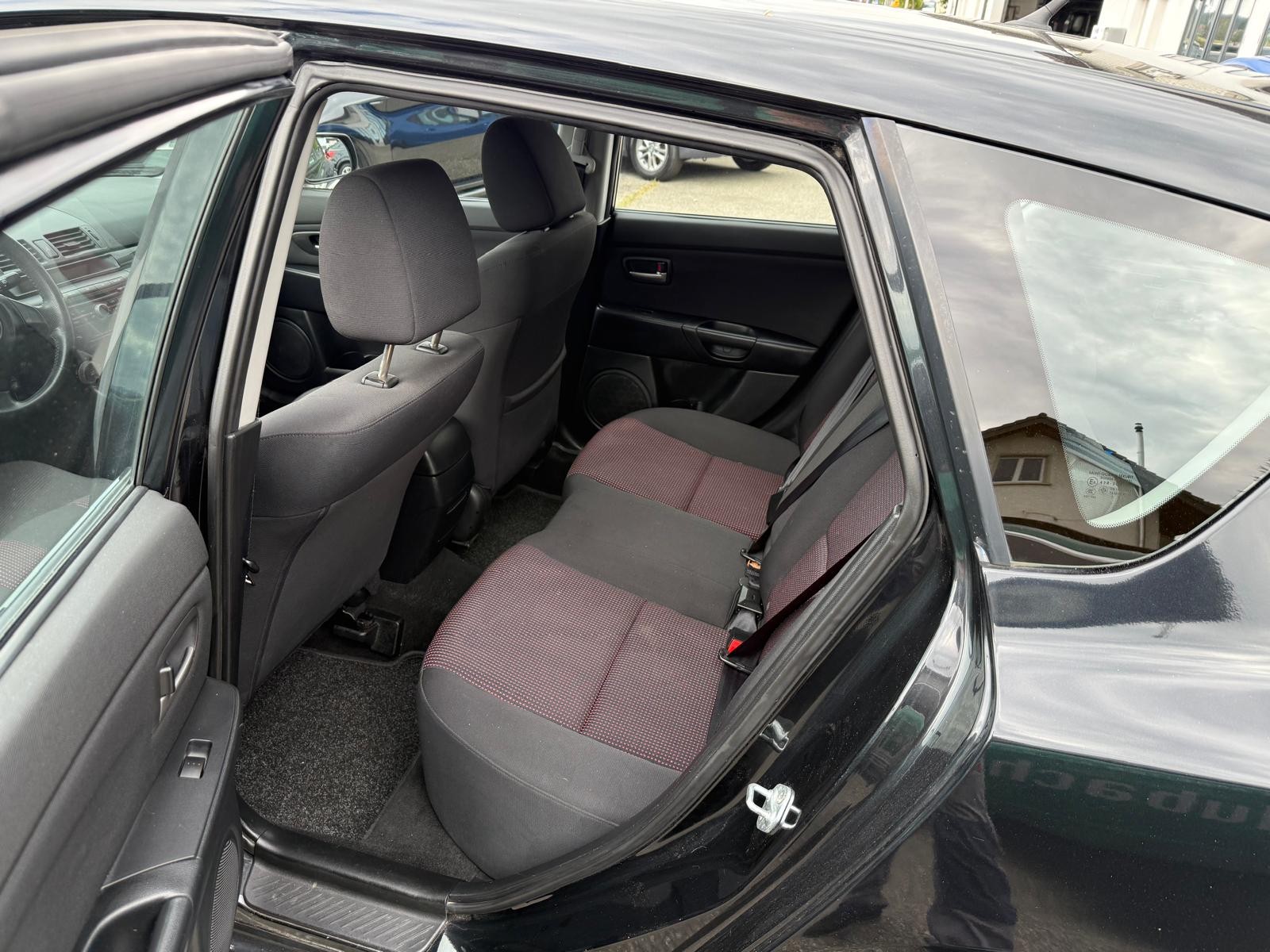MAZDA 3 1.6 16V Confort-image-5