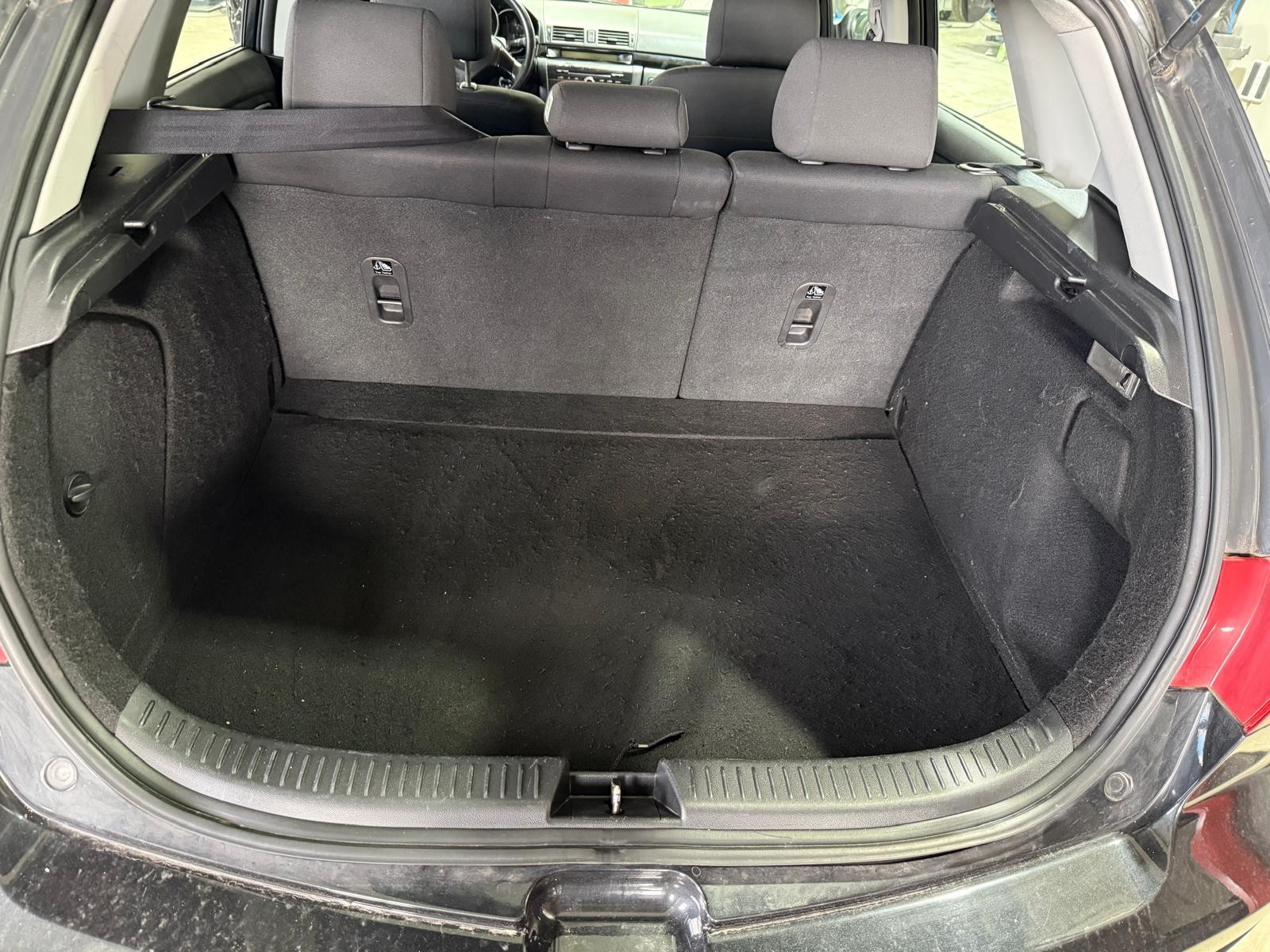 MAZDA 3 1.6 16V Confort-image-6