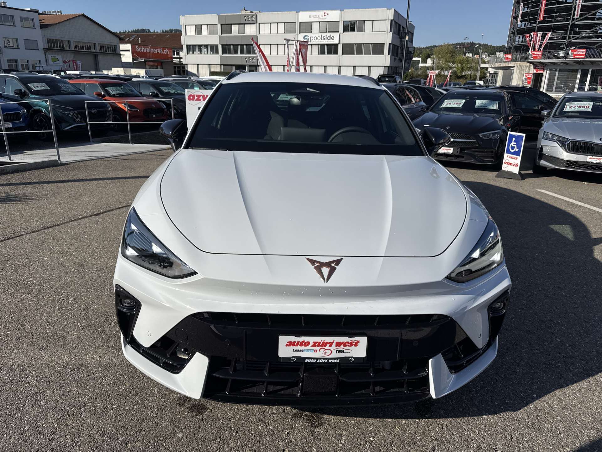CUPRA LEON ST 2.0 TSi VZ 4Drive 333PS DSG-Automat-image-13