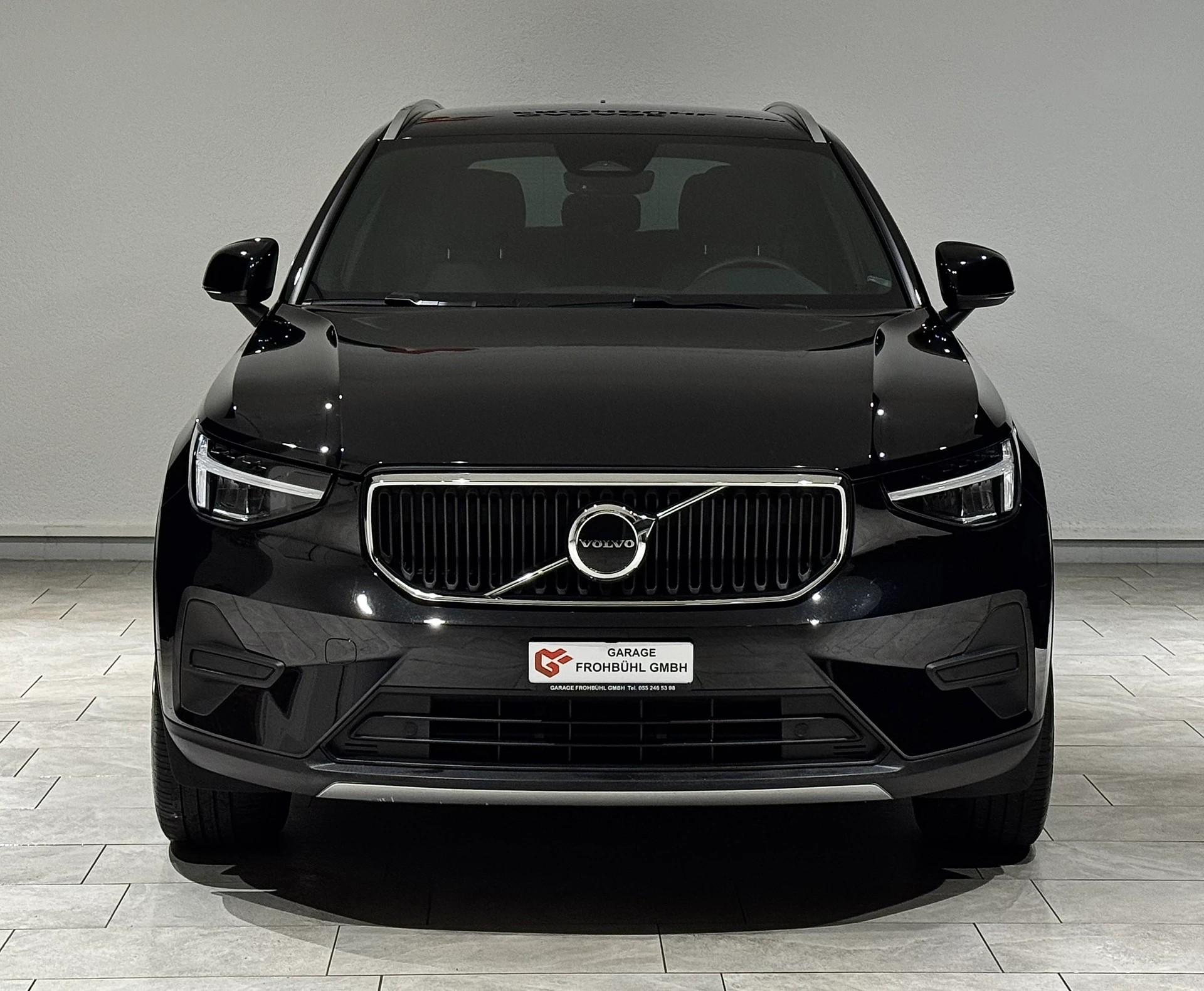 VOLVO XC40 B3 Benzin Mild Hybrid Core DCT-image-1