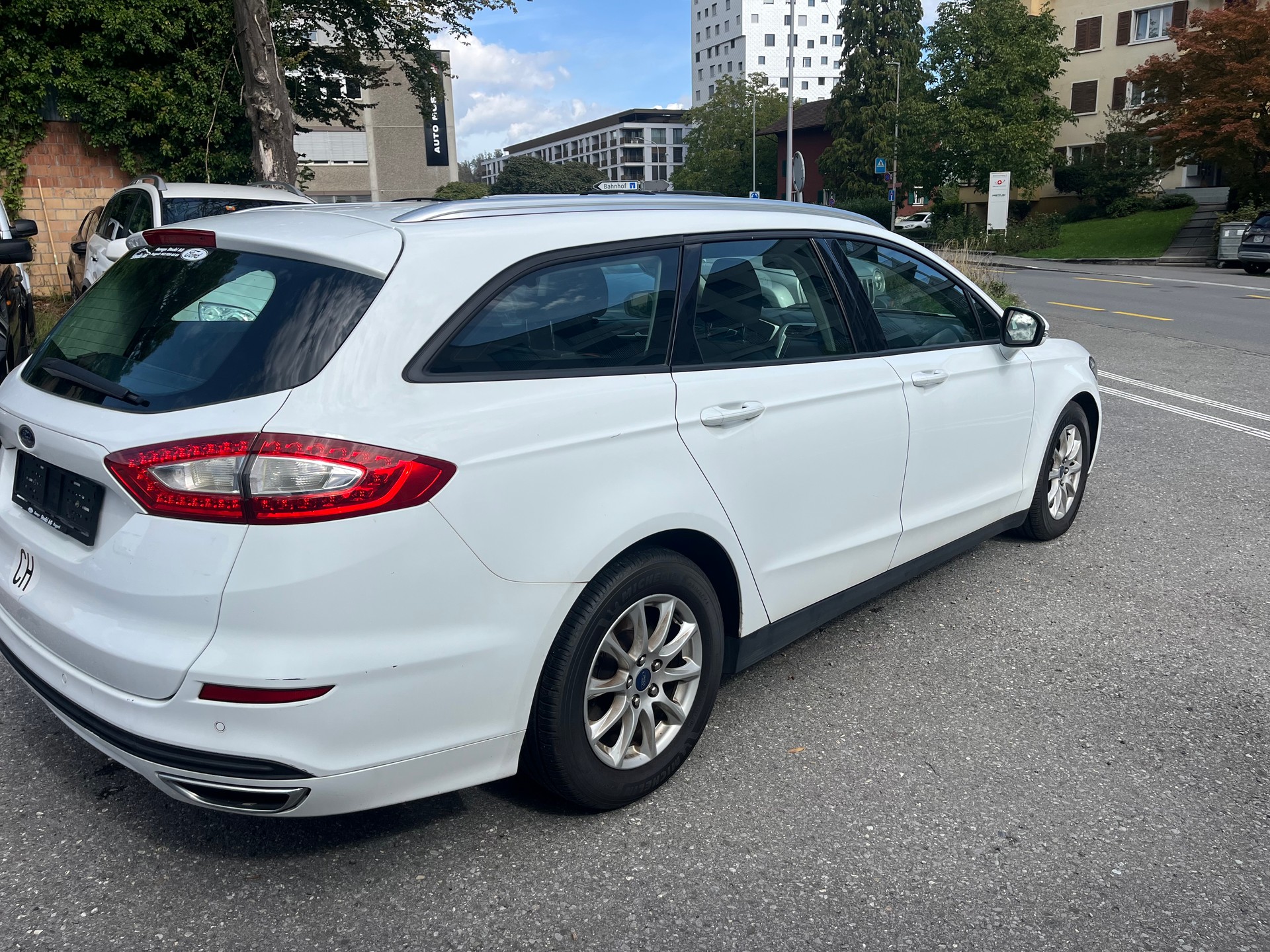 FORD Mondeo 2.0 TDCi Trend PowerShift-image-4