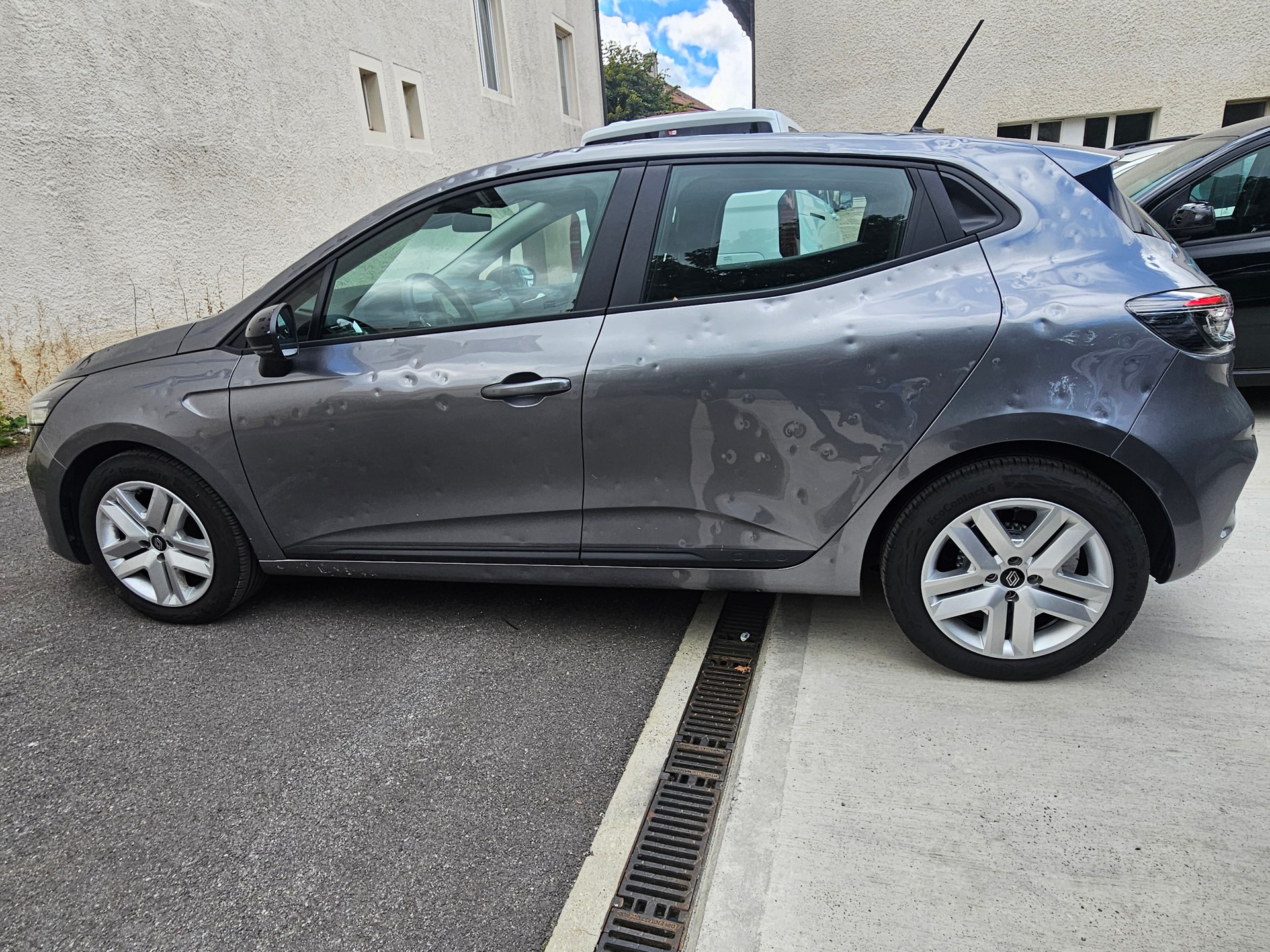 RENAULT Clio 1.0 Evolution hagelschaden degats de grele-image-7