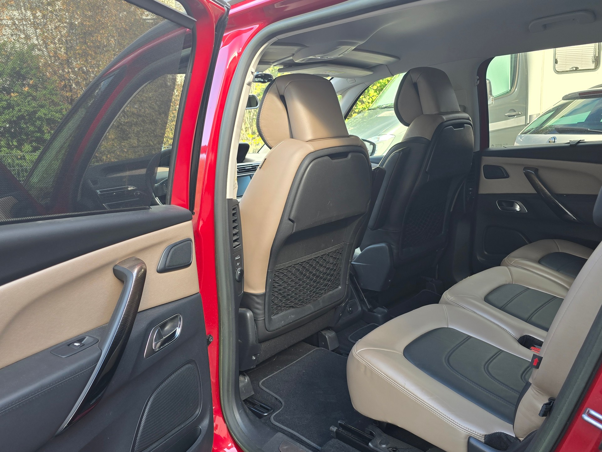 CITROEN Grand C4 Picasso 2.0 BlueHDi Exclusive-image-10