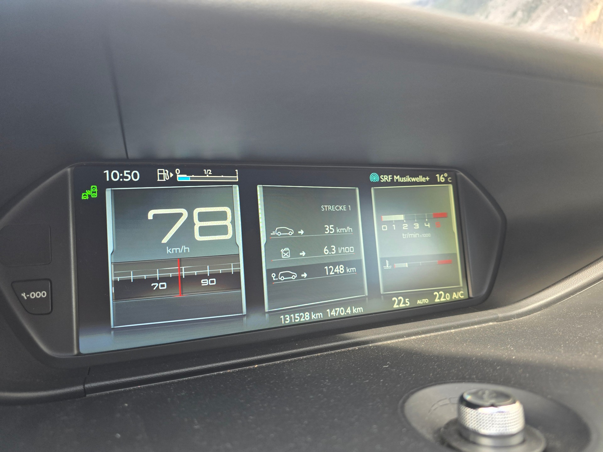 CITROEN Grand C4 Picasso 2.0 BlueHDi Exclusive-image-14