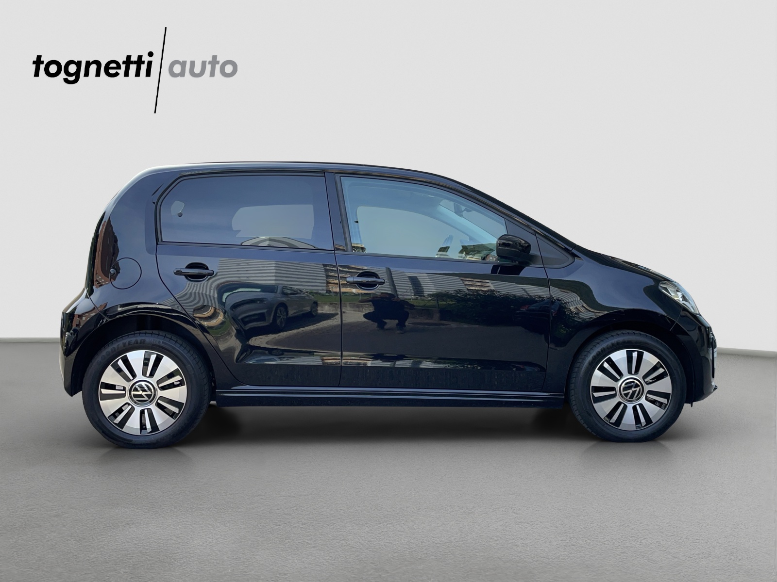 VW e-Up-image-2