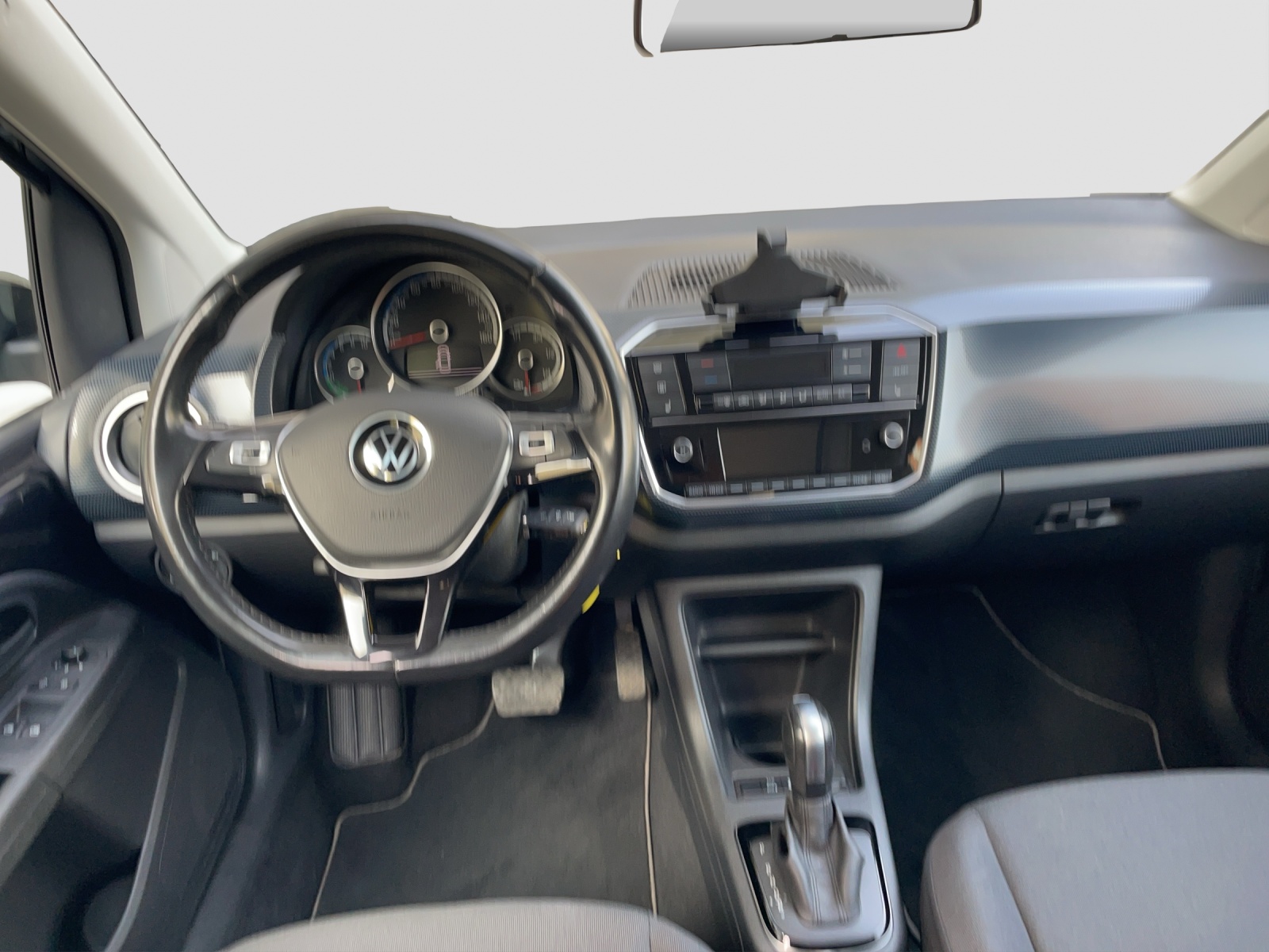 VW e-Up-image-8