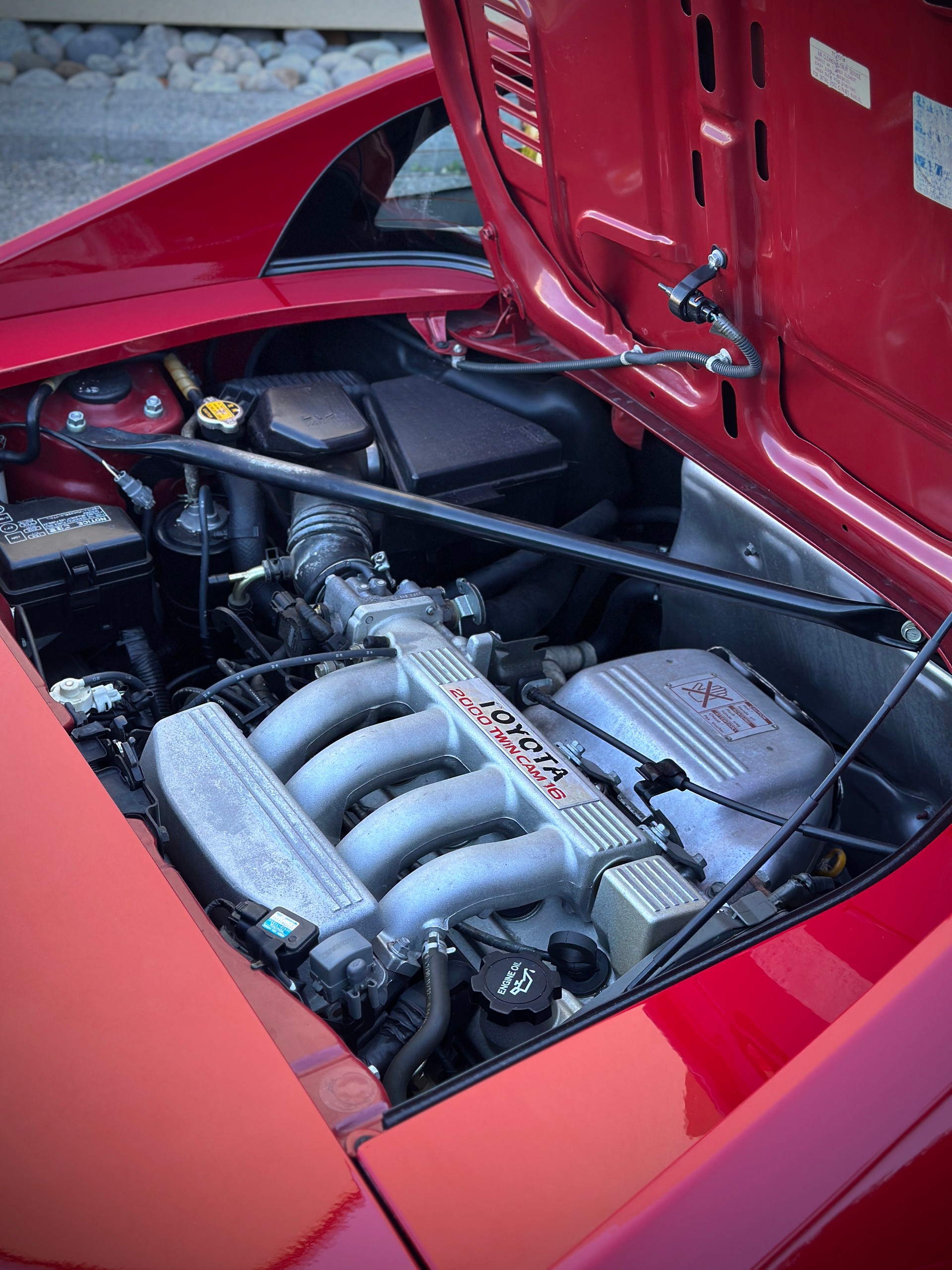 TOYOTA MR2 2.0-image-11