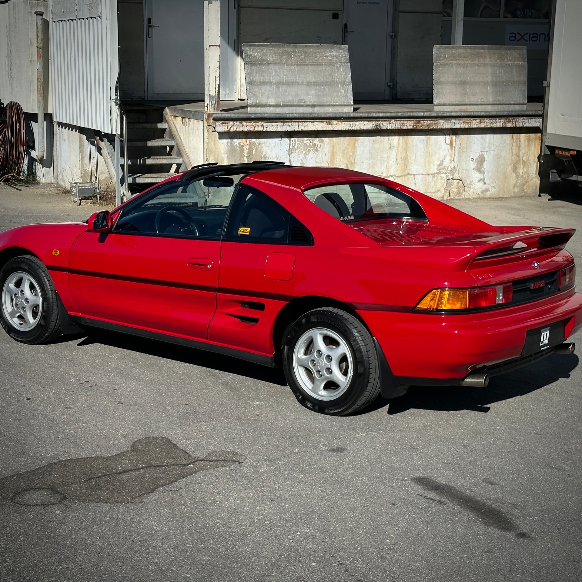TOYOTA MR2 2.0-image-3