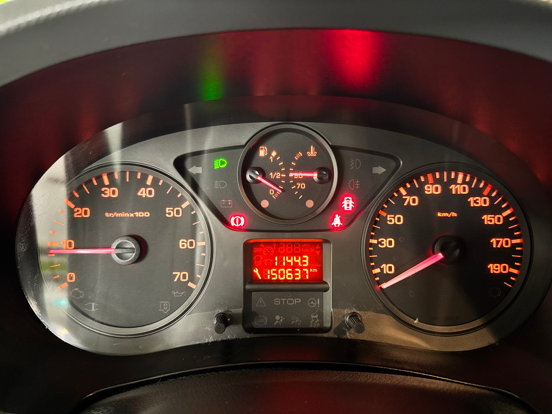CITROEN Berlingo 1.6i 600 Komfort (Confort)-image-13