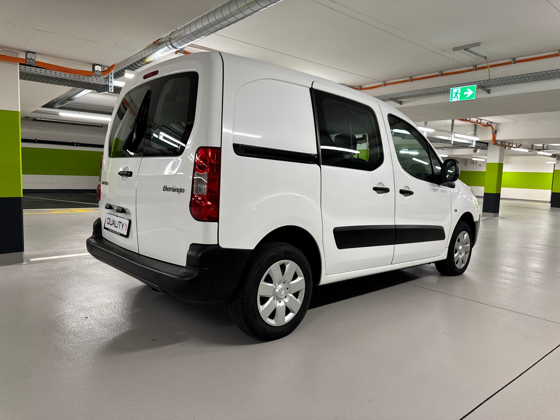 CITROEN Berlingo 1.6i 600 Komfort (Confort)-image-4