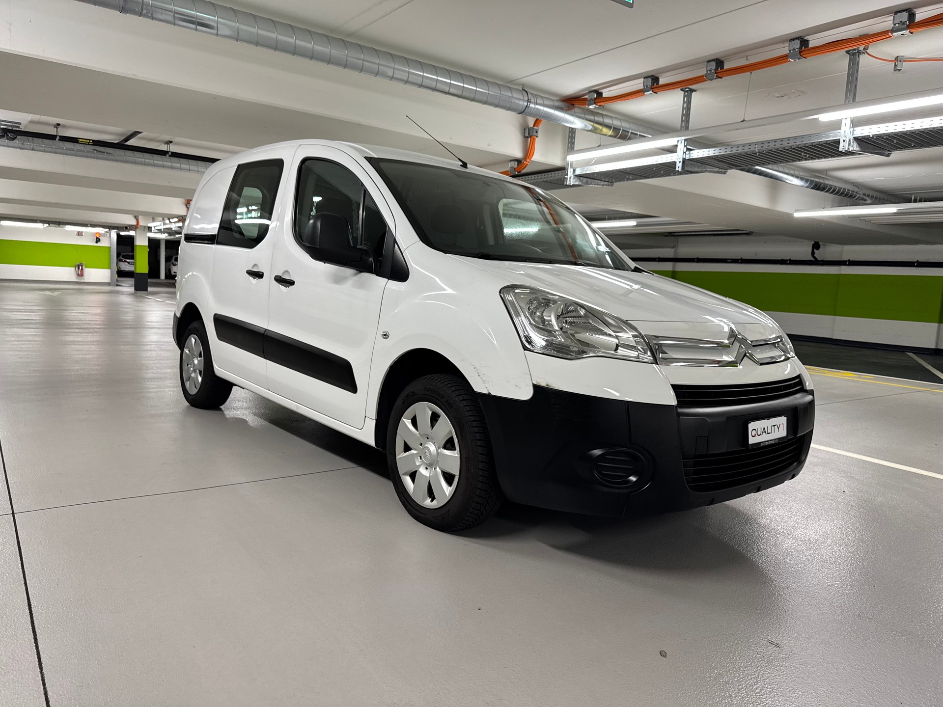 CITROEN Berlingo 1.6i 600 Komfort (Confort)-image-2