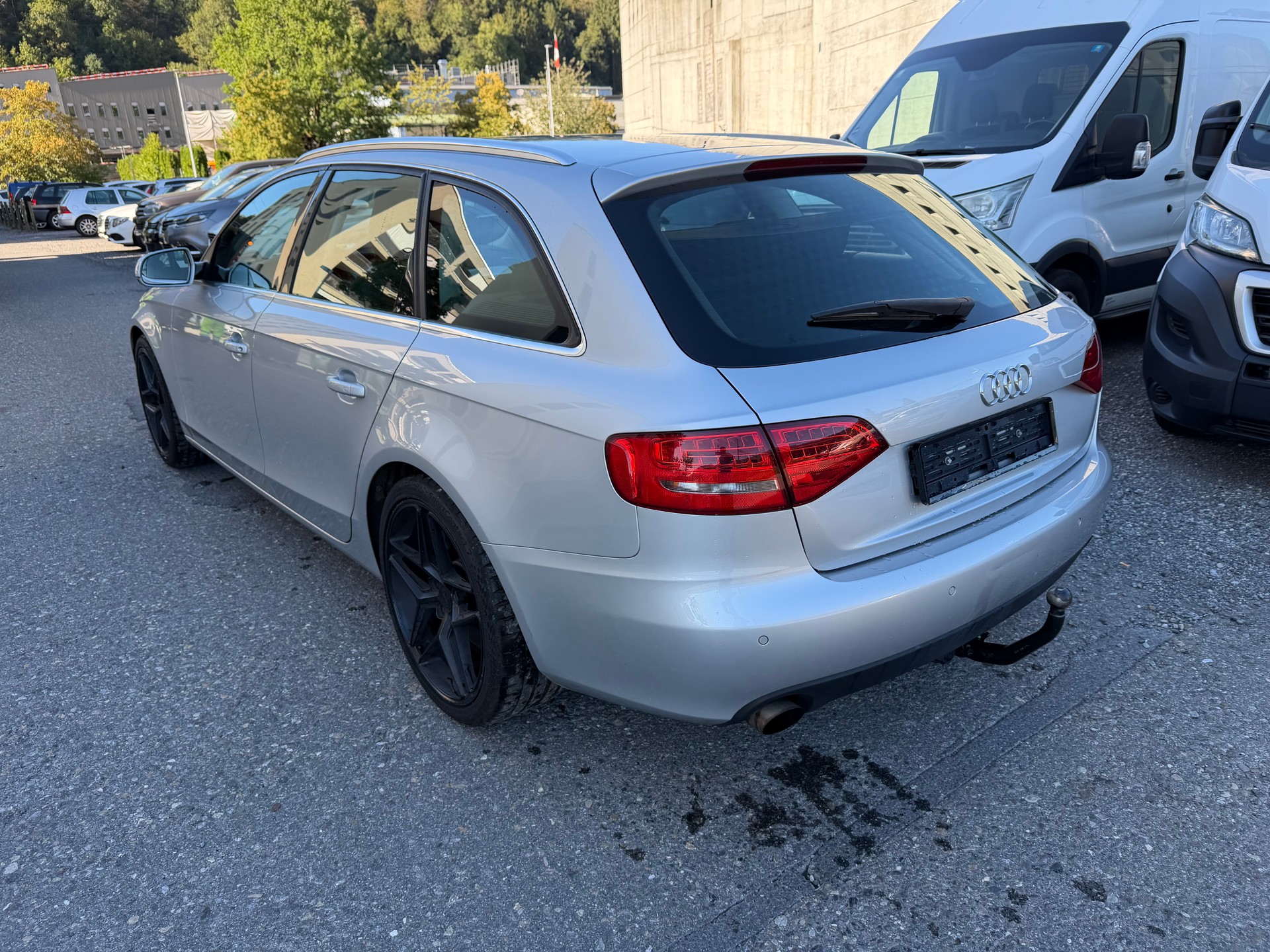 AUDI A4 Avant 2.0 TFSI quattro S-tronic-image-4