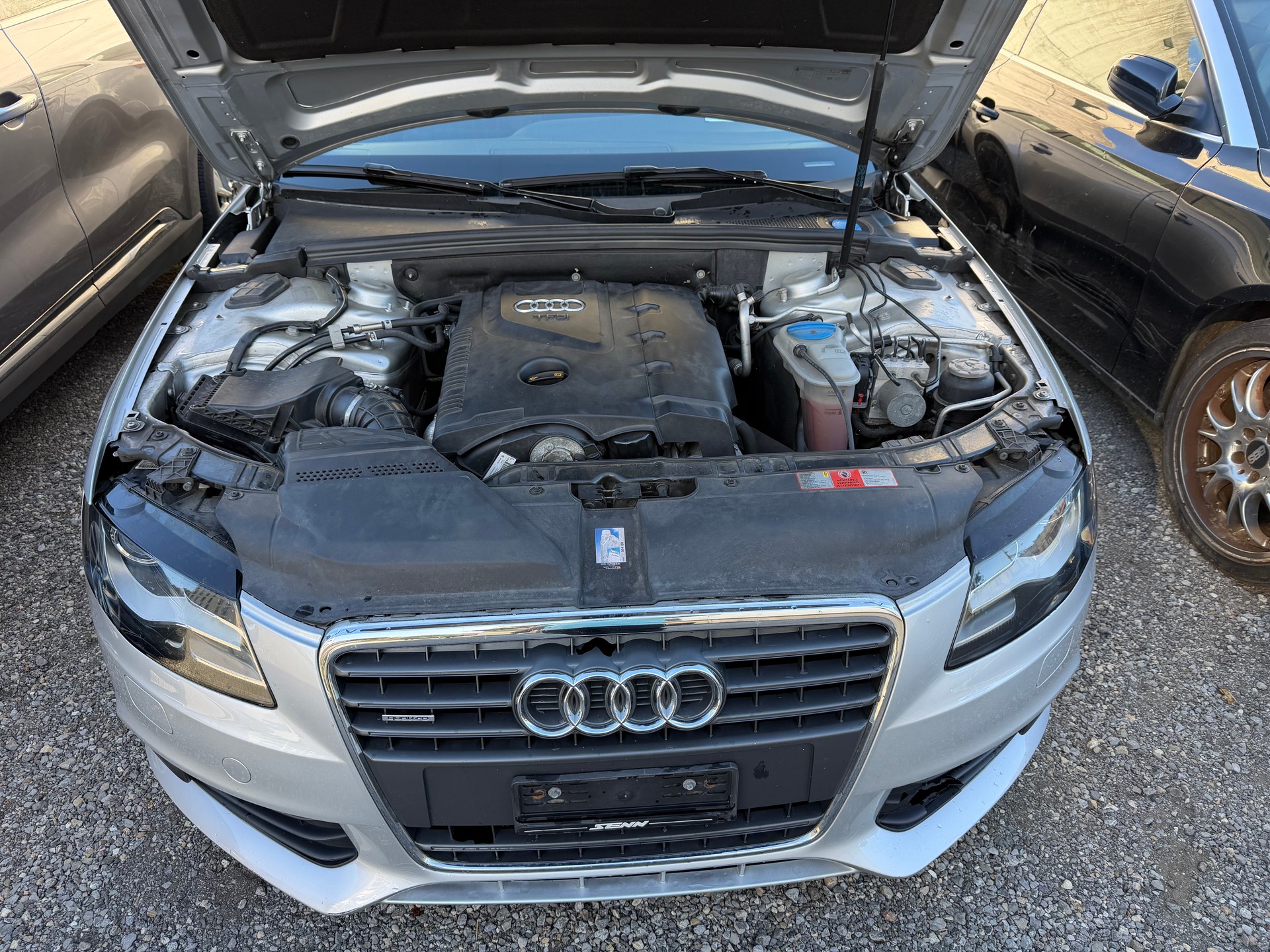 AUDI A4 Avant 2.0 TFSI quattro S-tronic-image-12