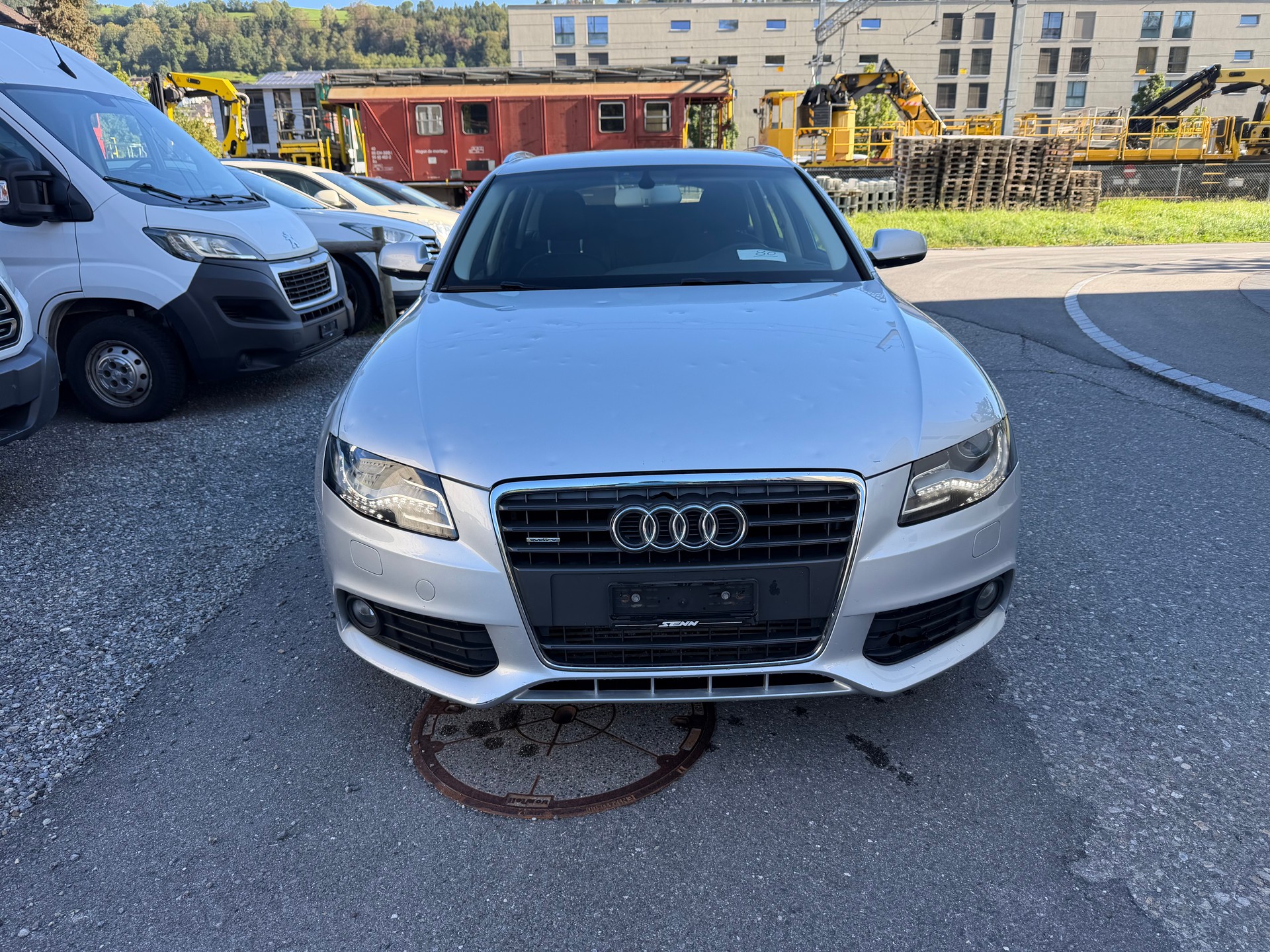 AUDI A4 Avant 2.0 TFSI quattro S-tronic-image-3
