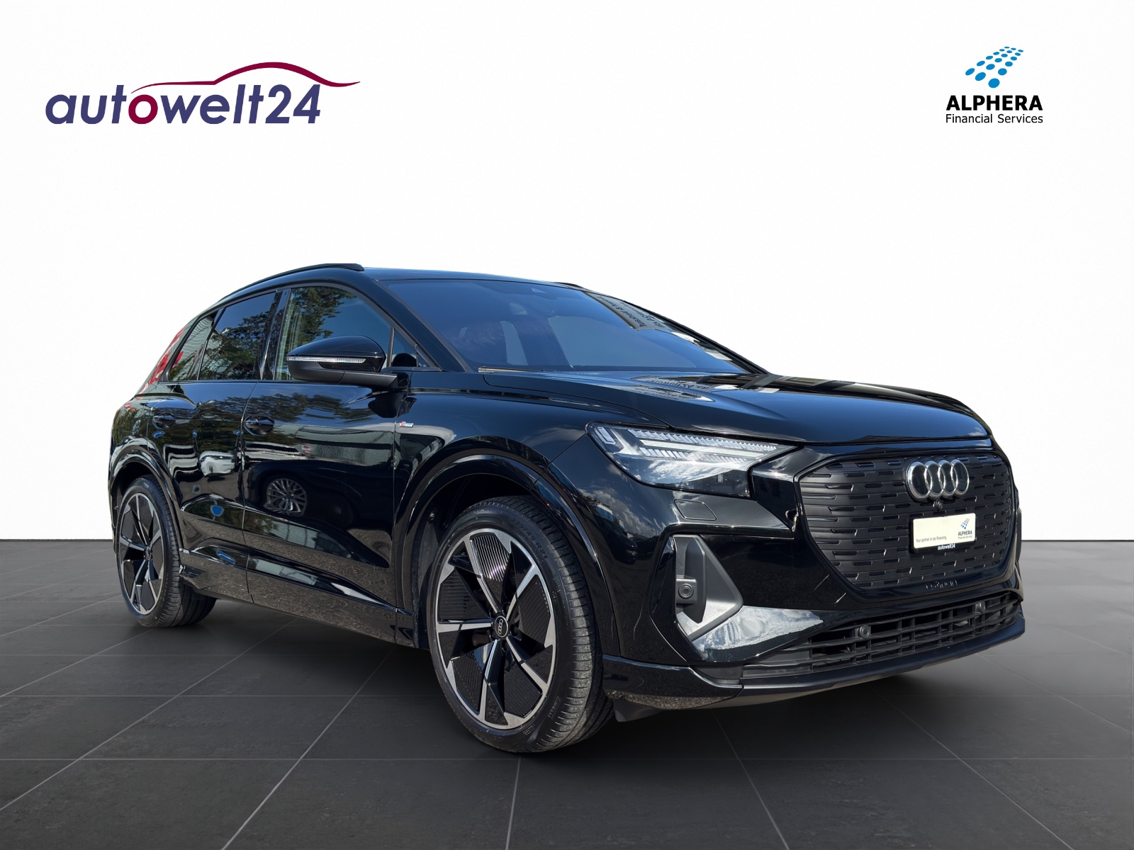 AUDI Q4 e-tron 50 quattro S-LINE!!!-showroom-element-2