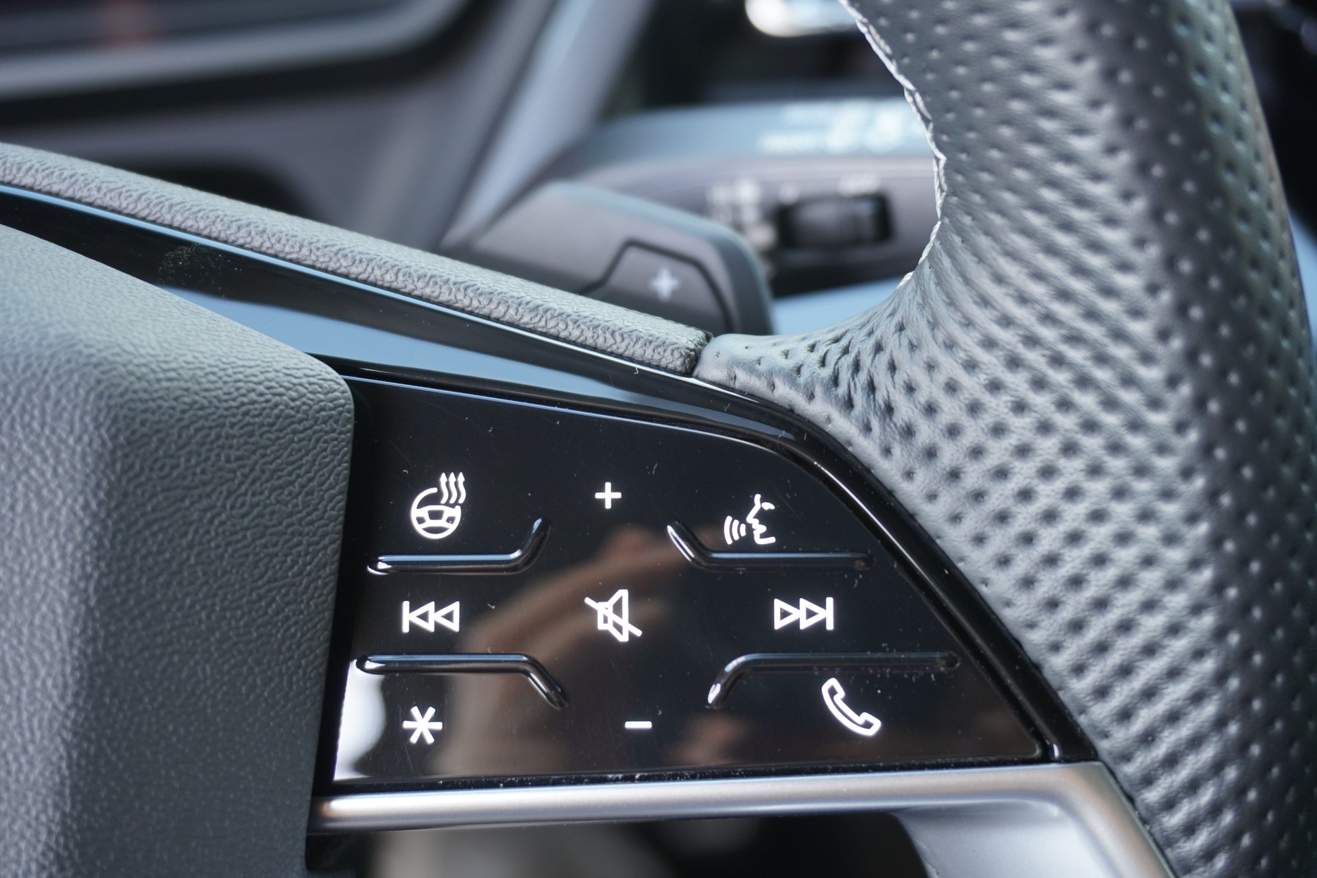 AUDI Q4 e-tron 50 quattro S-LINE!!!-image-21